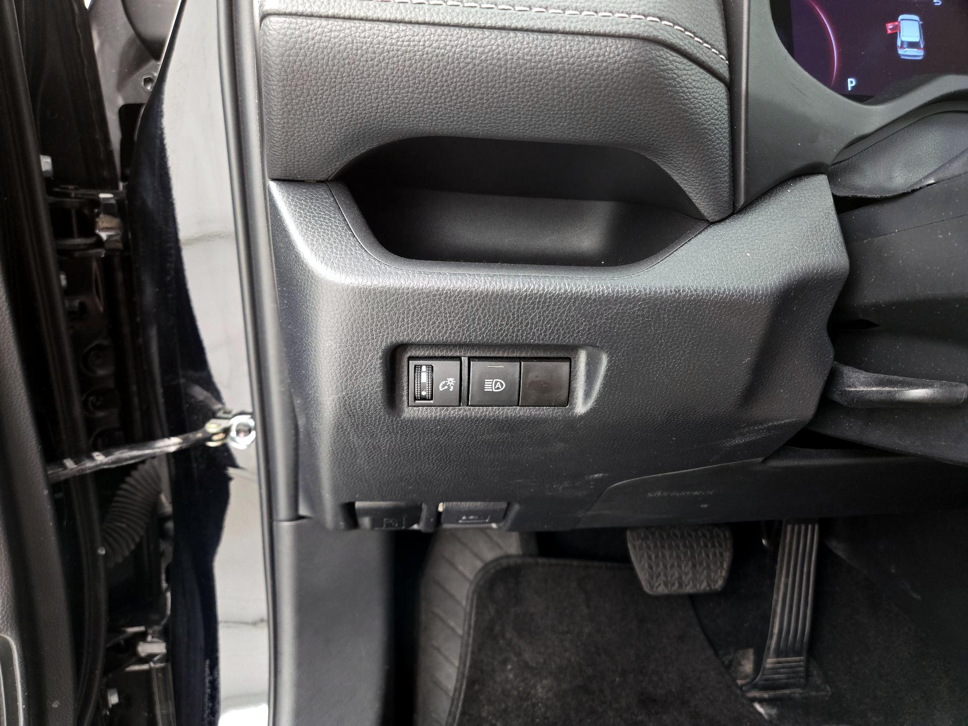 Thumbnail: 2023 Toyota RAV4 - 13