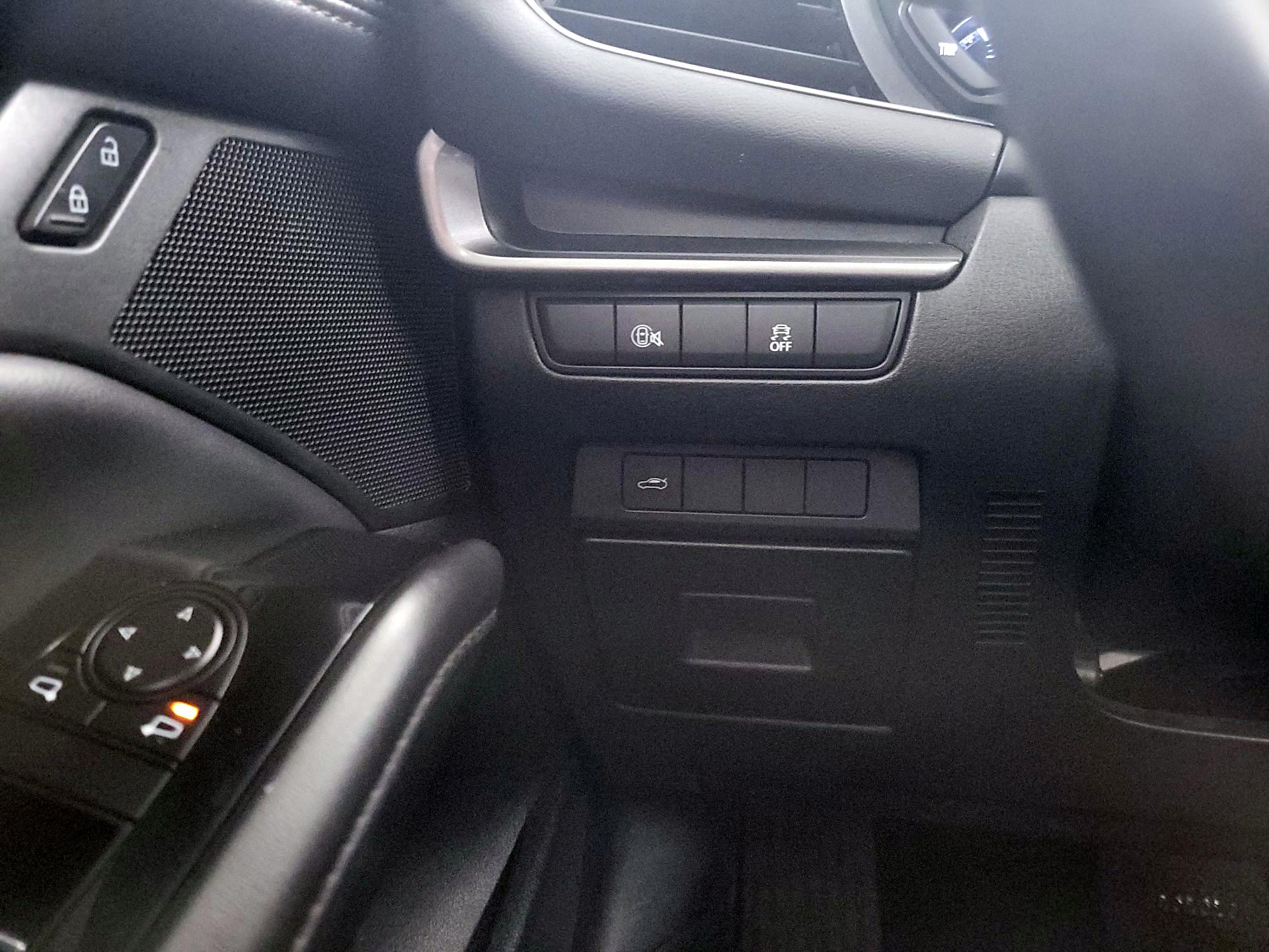 Thumbnail: 2024 Mazda Mazda3 - 13