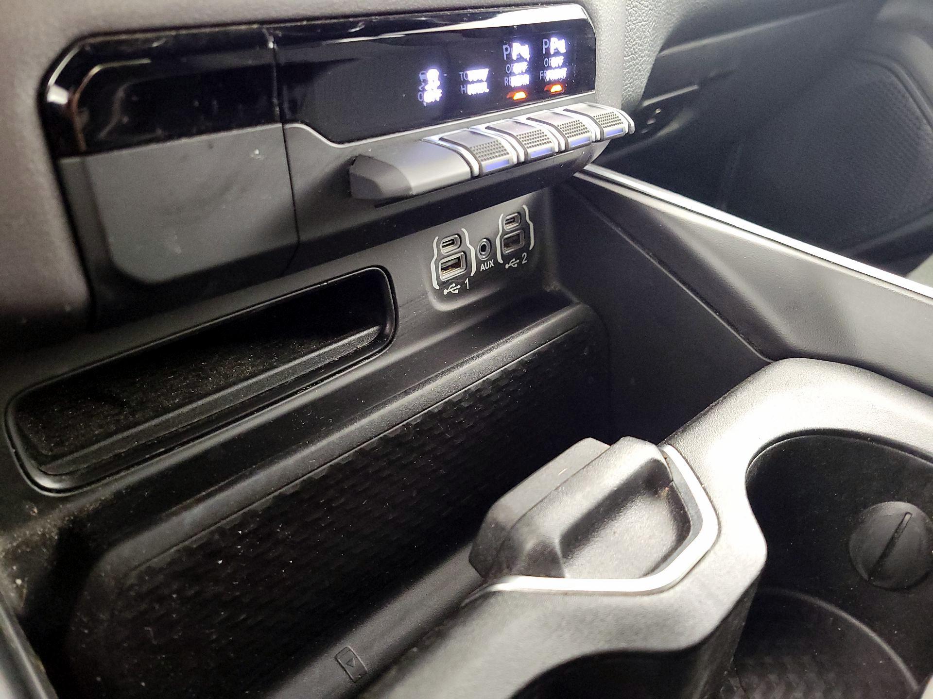 Thumbnail: 2022 RAM 1500 - 18