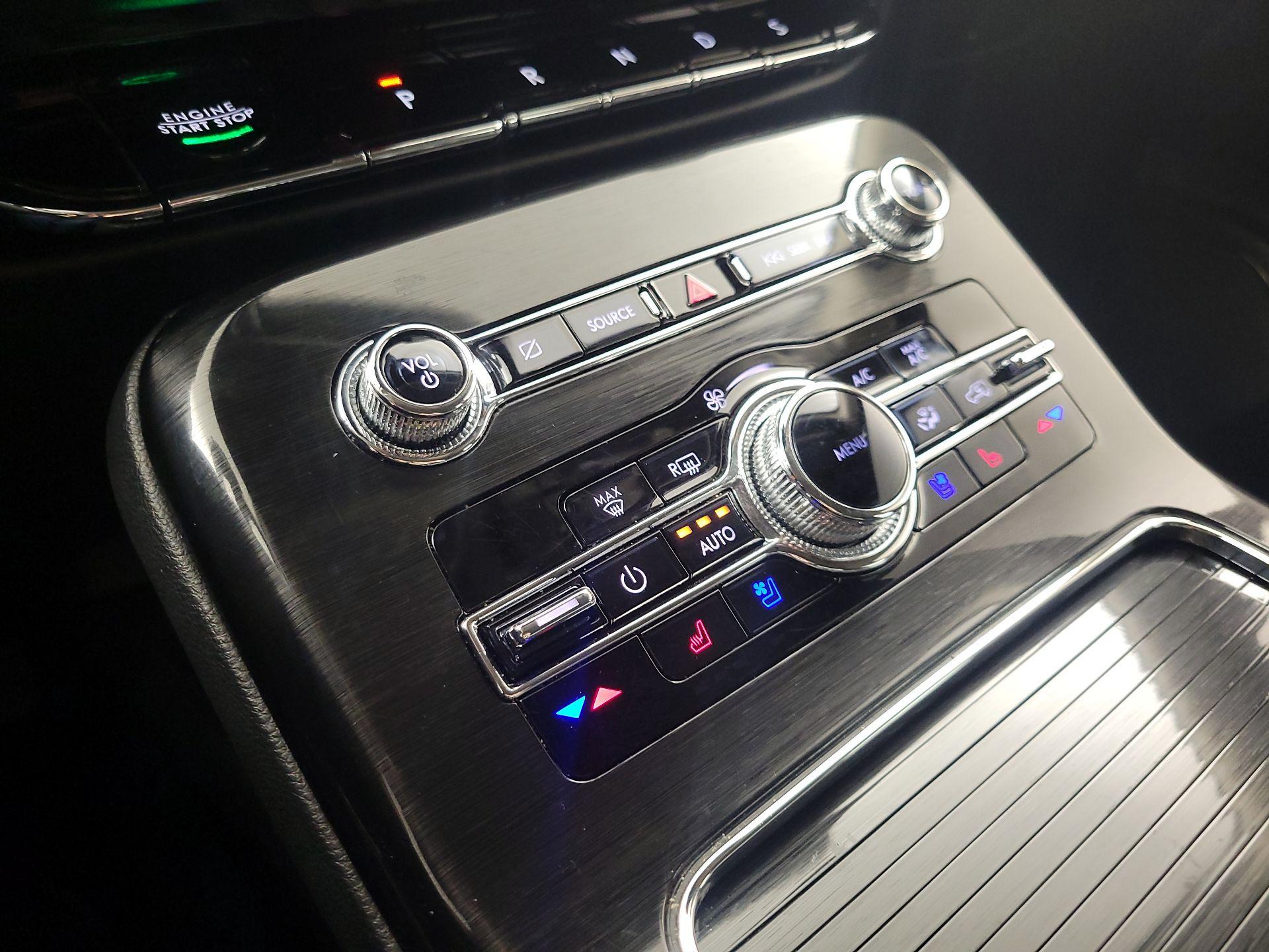 Thumbnail: 2023 Lincoln Nautilus - 17