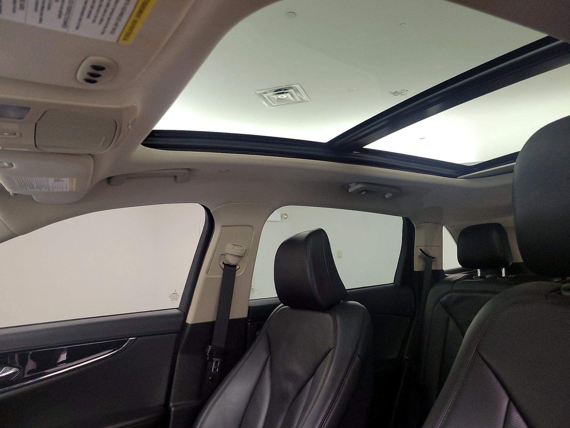 Thumbnail: 2023 Lincoln Nautilus - 20