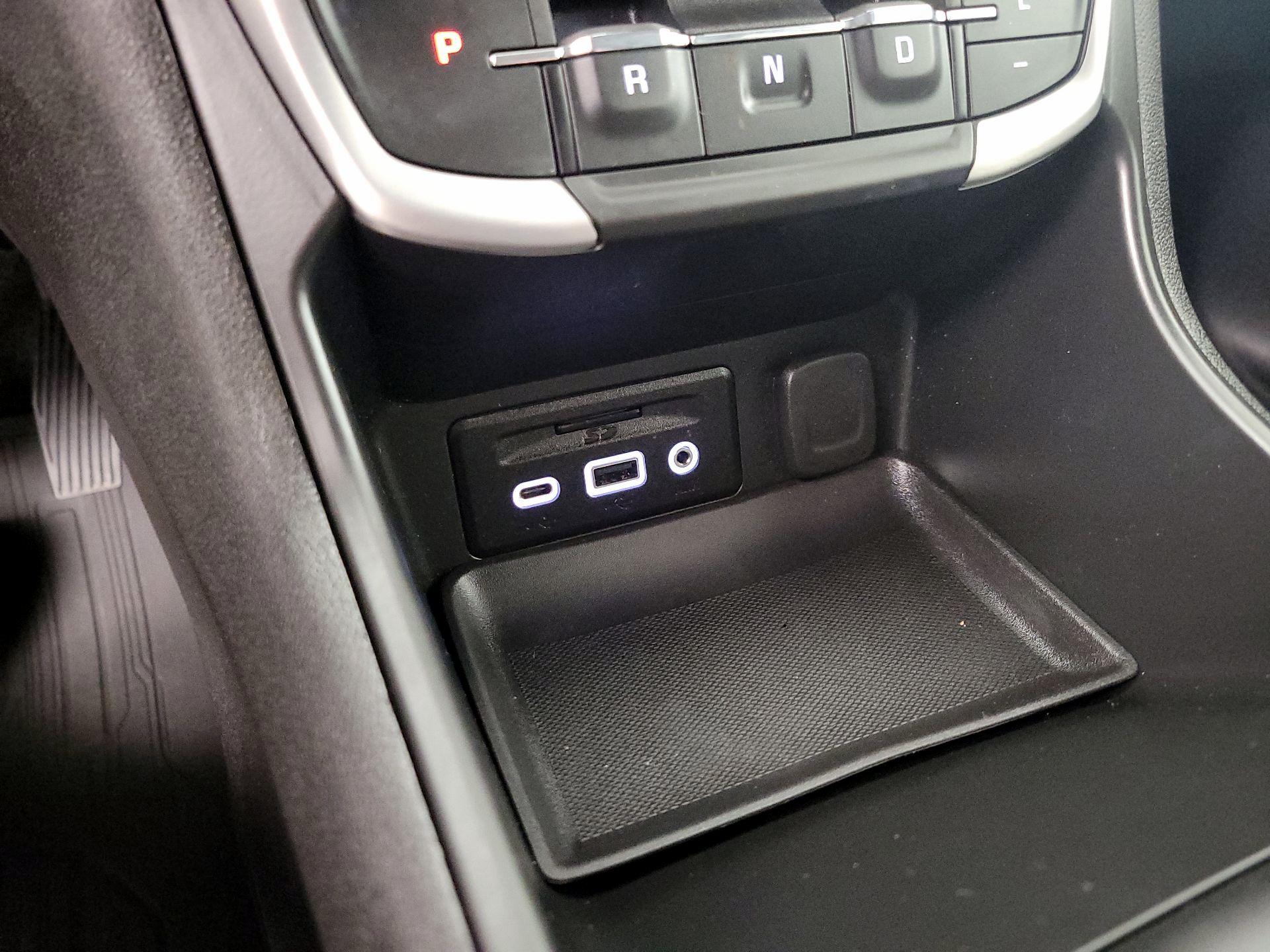 Thumbnail: 2023 GMC Terrain - 18