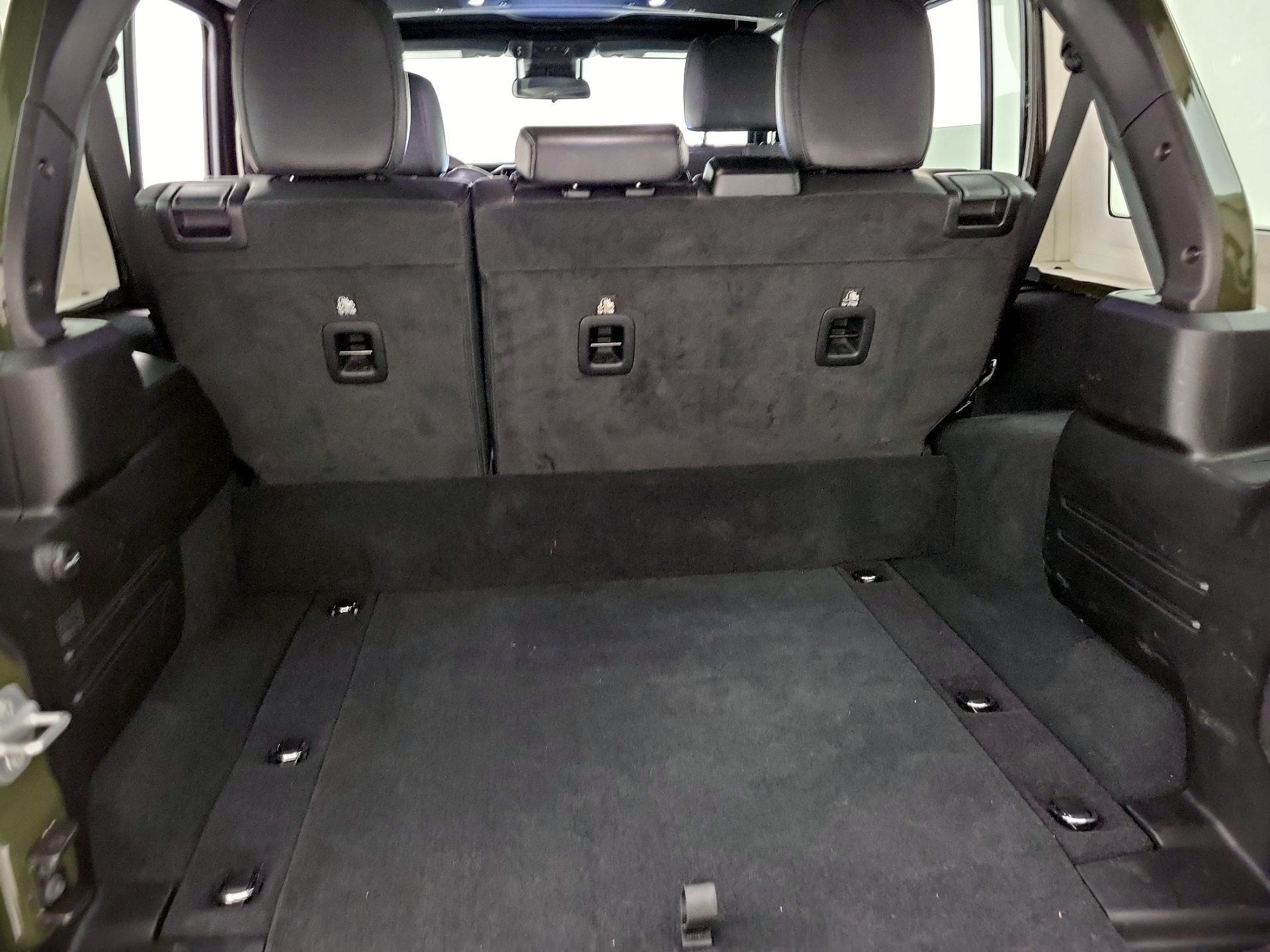 Thumbnail: 2024 Jeep Wrangler - 20