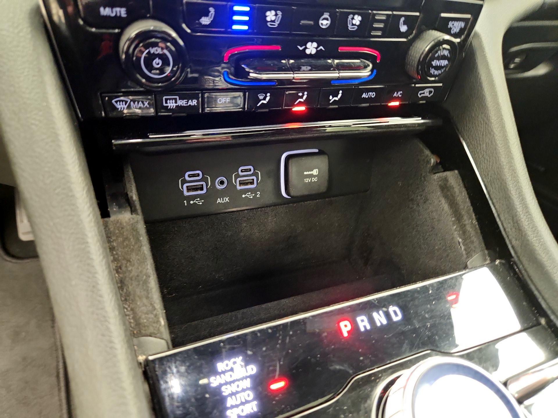 Thumbnail: 2022 Jeep Grand Cherokee - 19