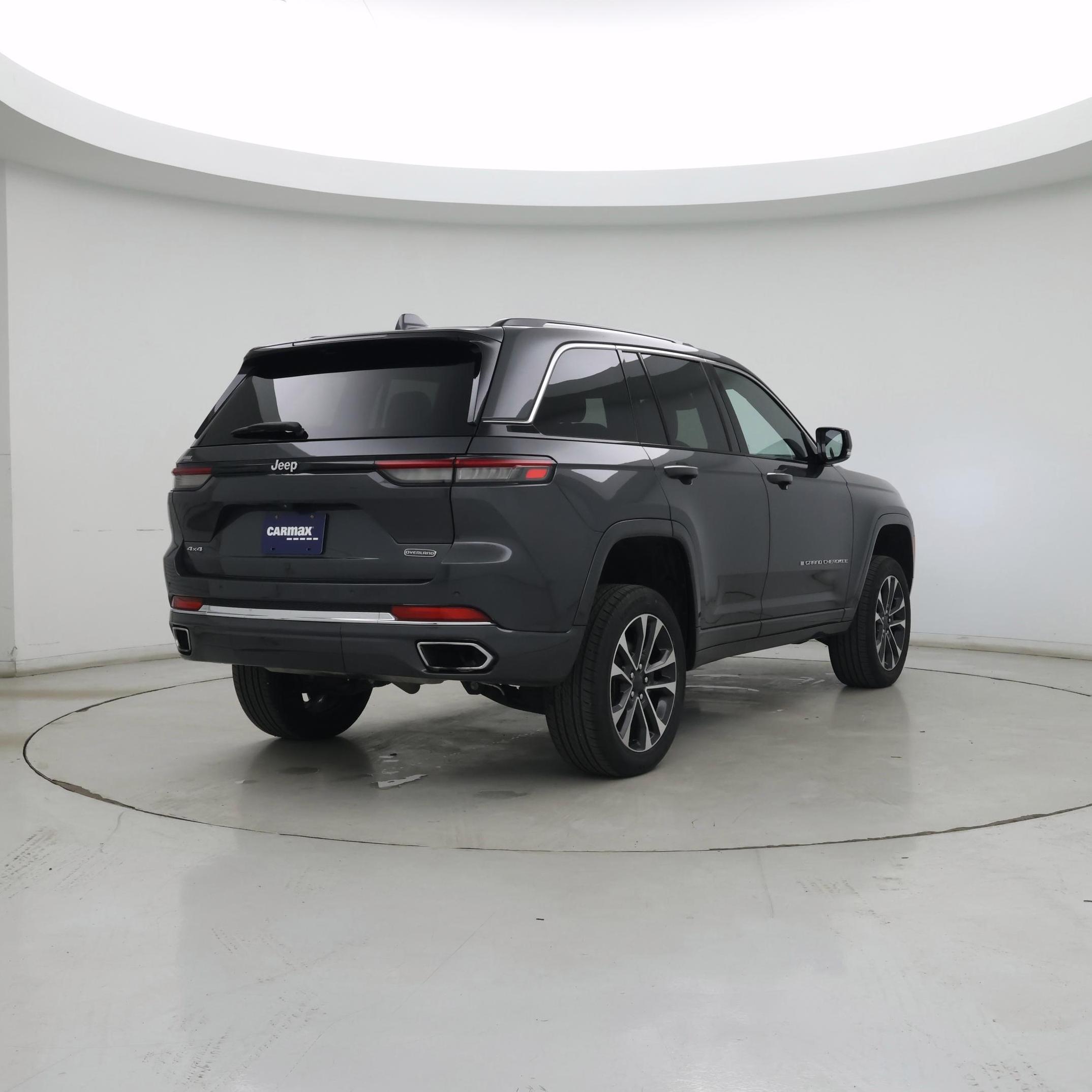 Thumbnail: 2022 Jeep Grand Cherokee - 8