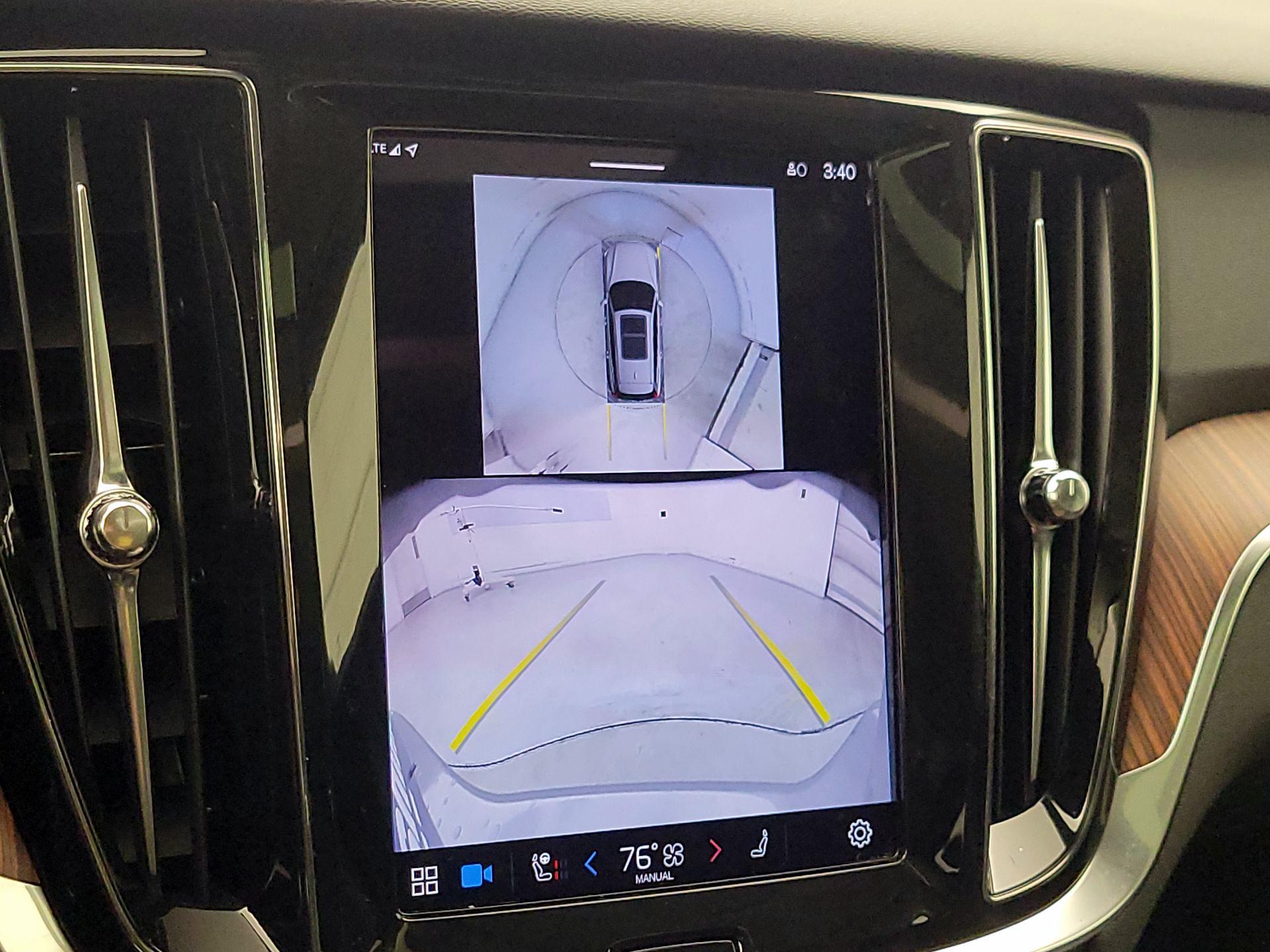 Thumbnail: 2025 Volvo S60 - 14