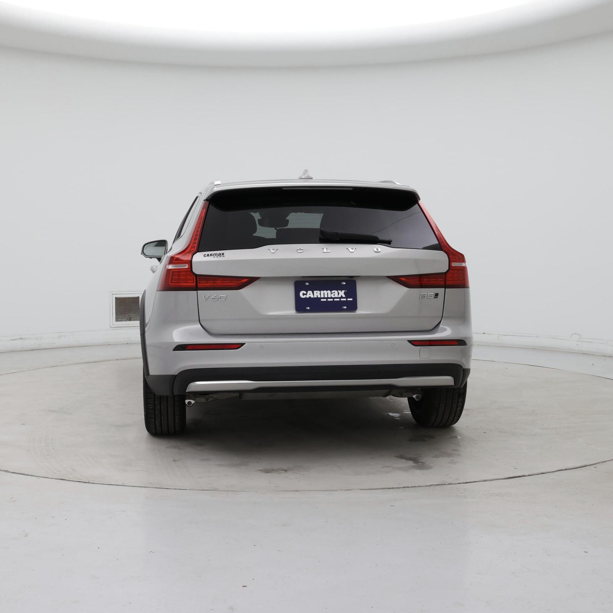 Thumbnail: 2025 Volvo S60 - 6