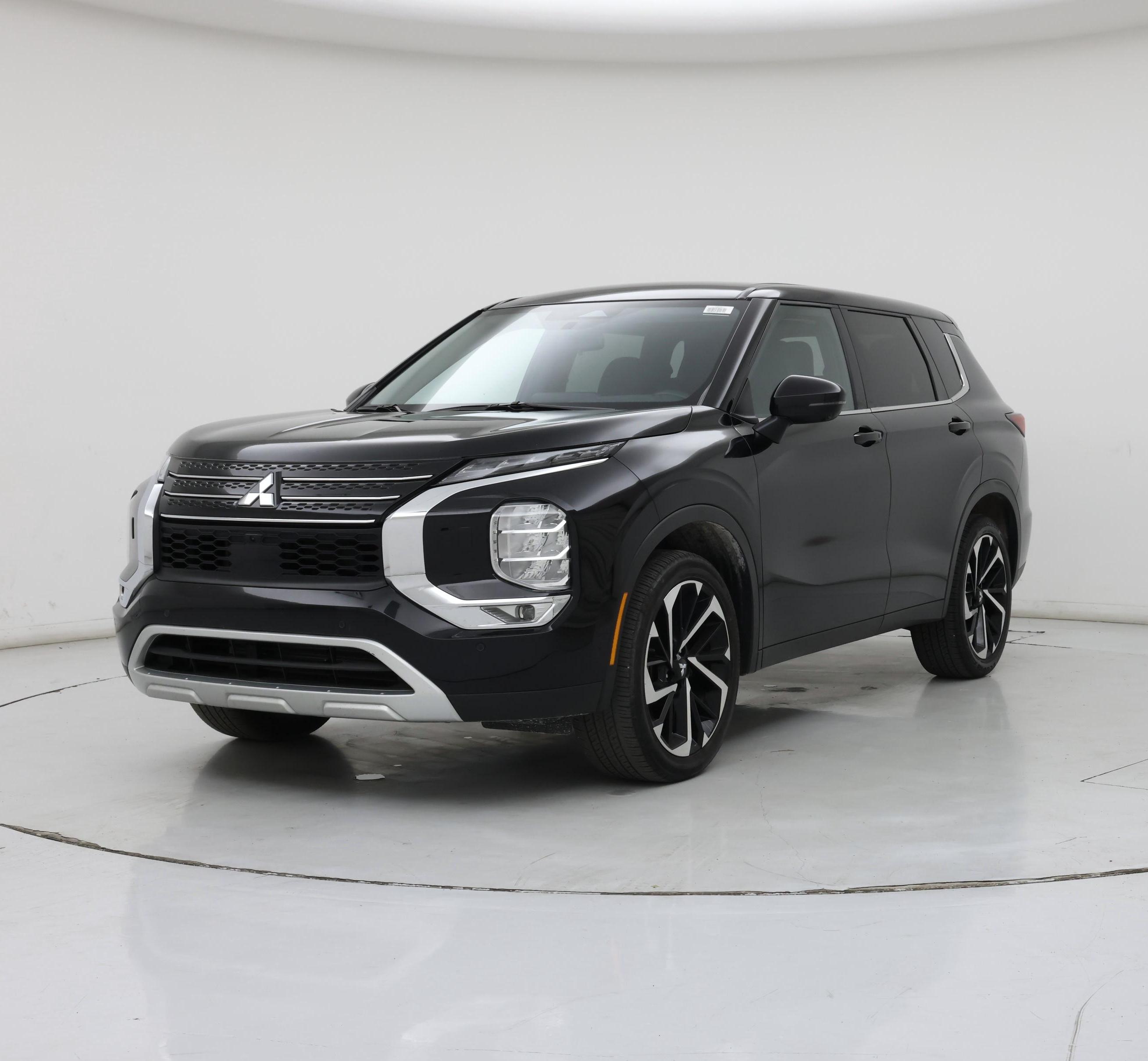 Thumbnail: 2024 Mitsubishi Outlander - 4