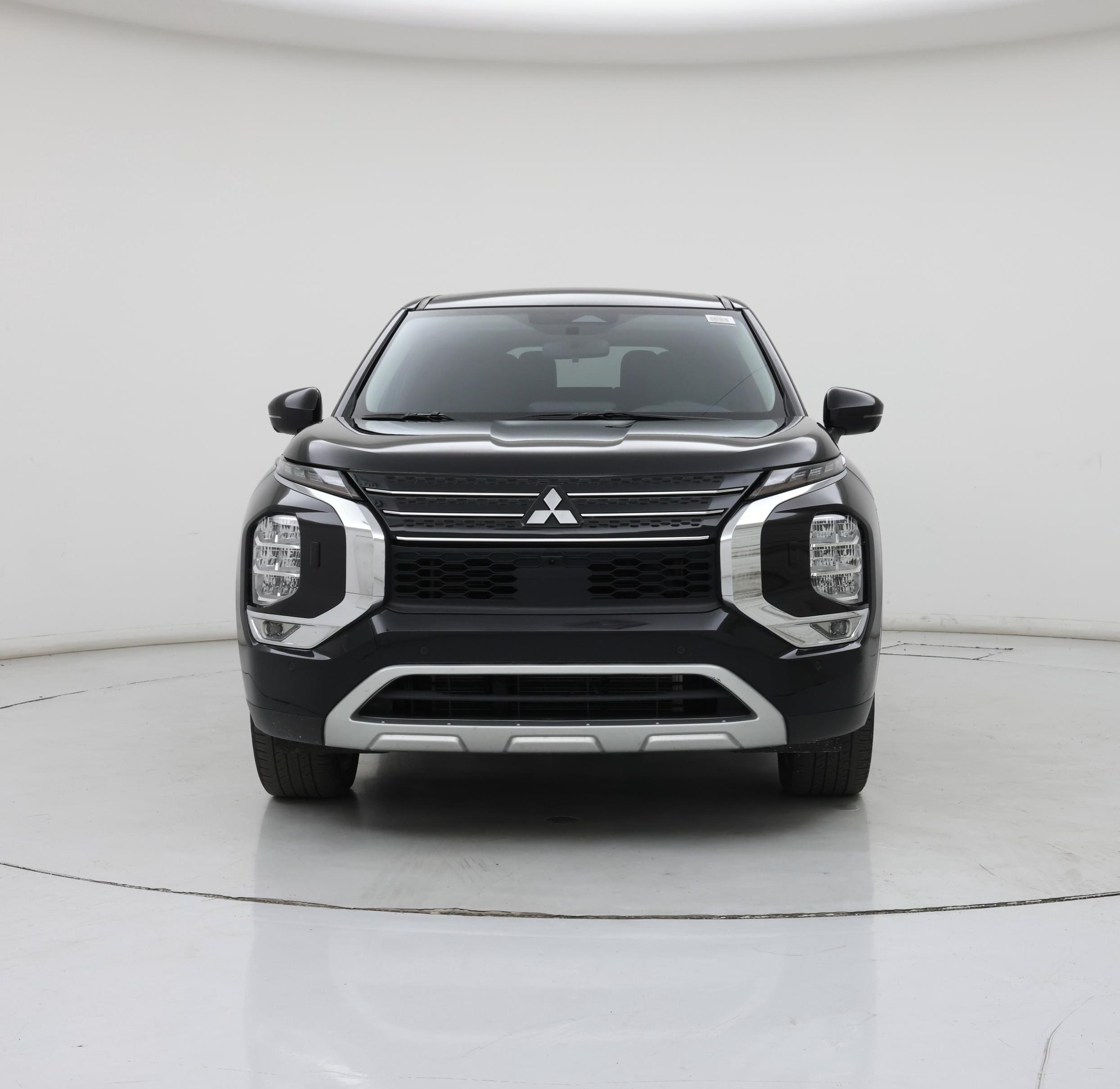 Thumbnail: 2024 Mitsubishi Outlander - 5