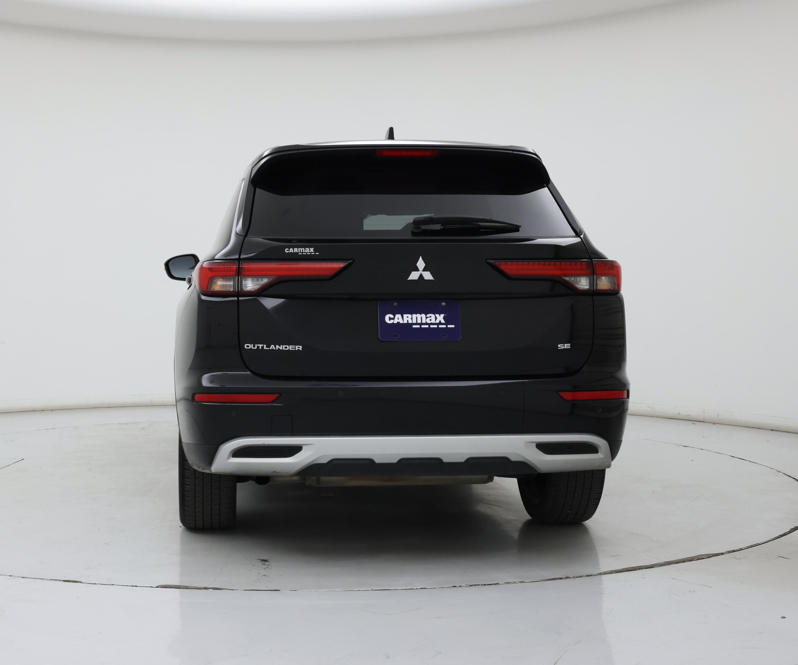 Thumbnail: 2024 Mitsubishi Outlander - 6