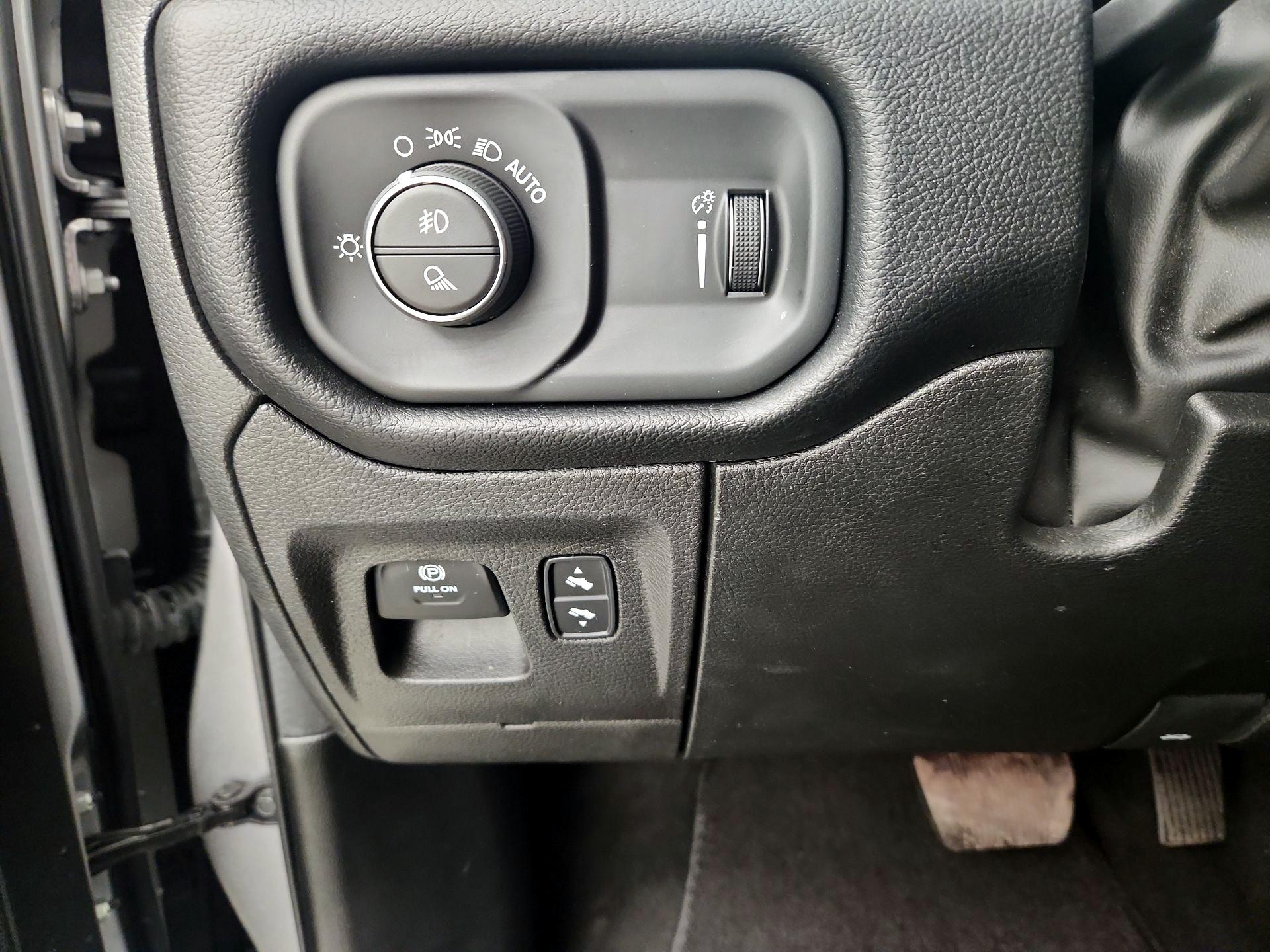 Thumbnail: 2022 RAM 1500 - 13