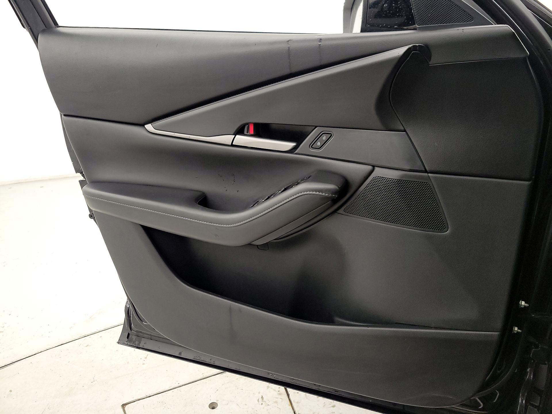 Thumbnail: 2023 Mazda CX-30 - 12