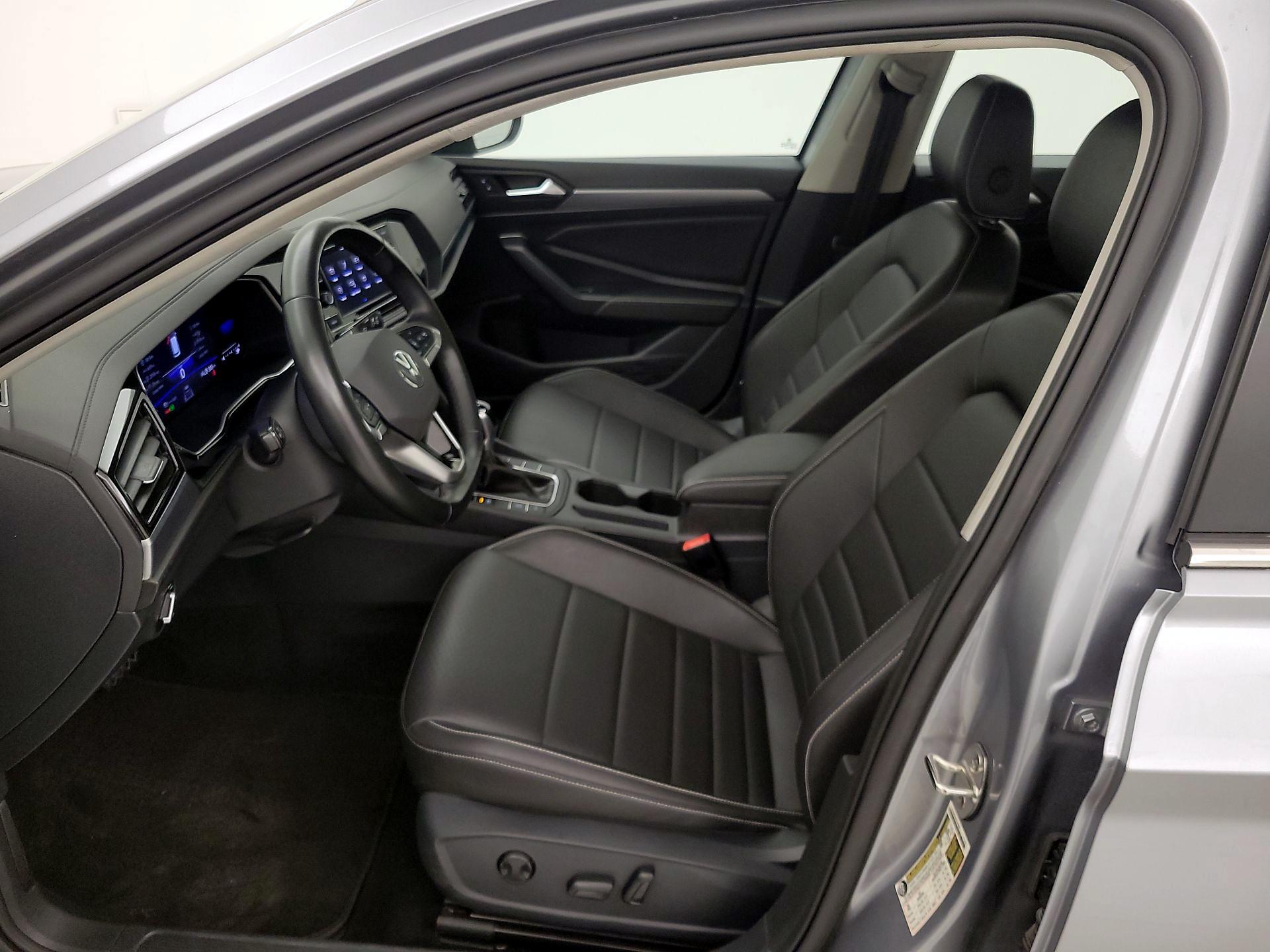 Thumbnail: 2024 Volkswagen Jetta - 11