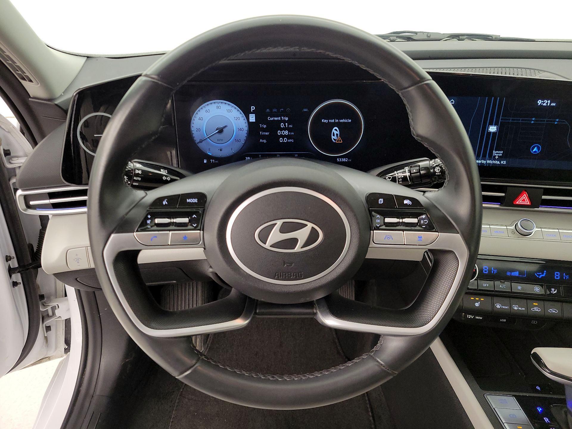 Thumbnail: 2024 Hyundai Elantra - 10