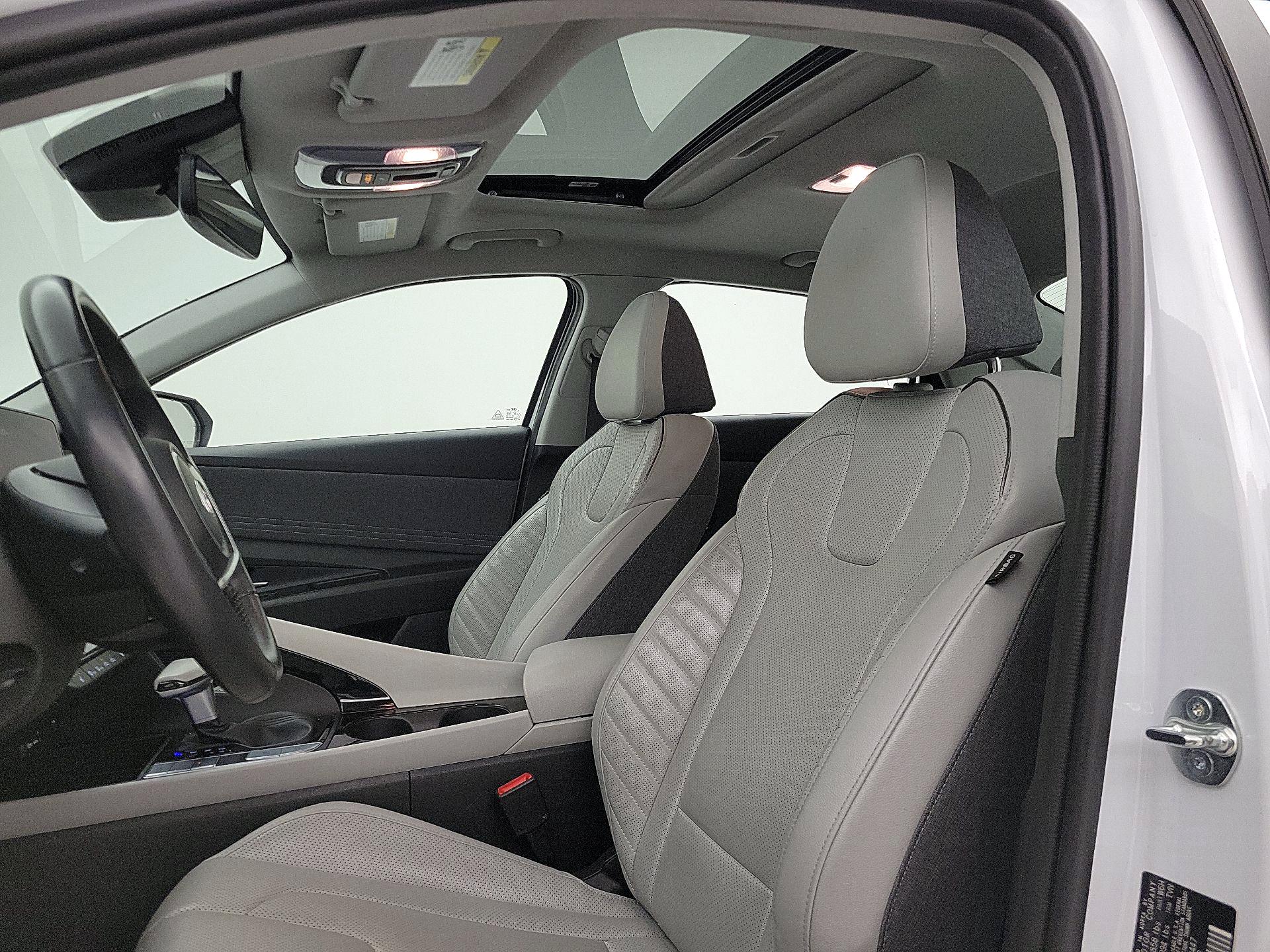 Thumbnail: 2024 Hyundai Elantra - 20