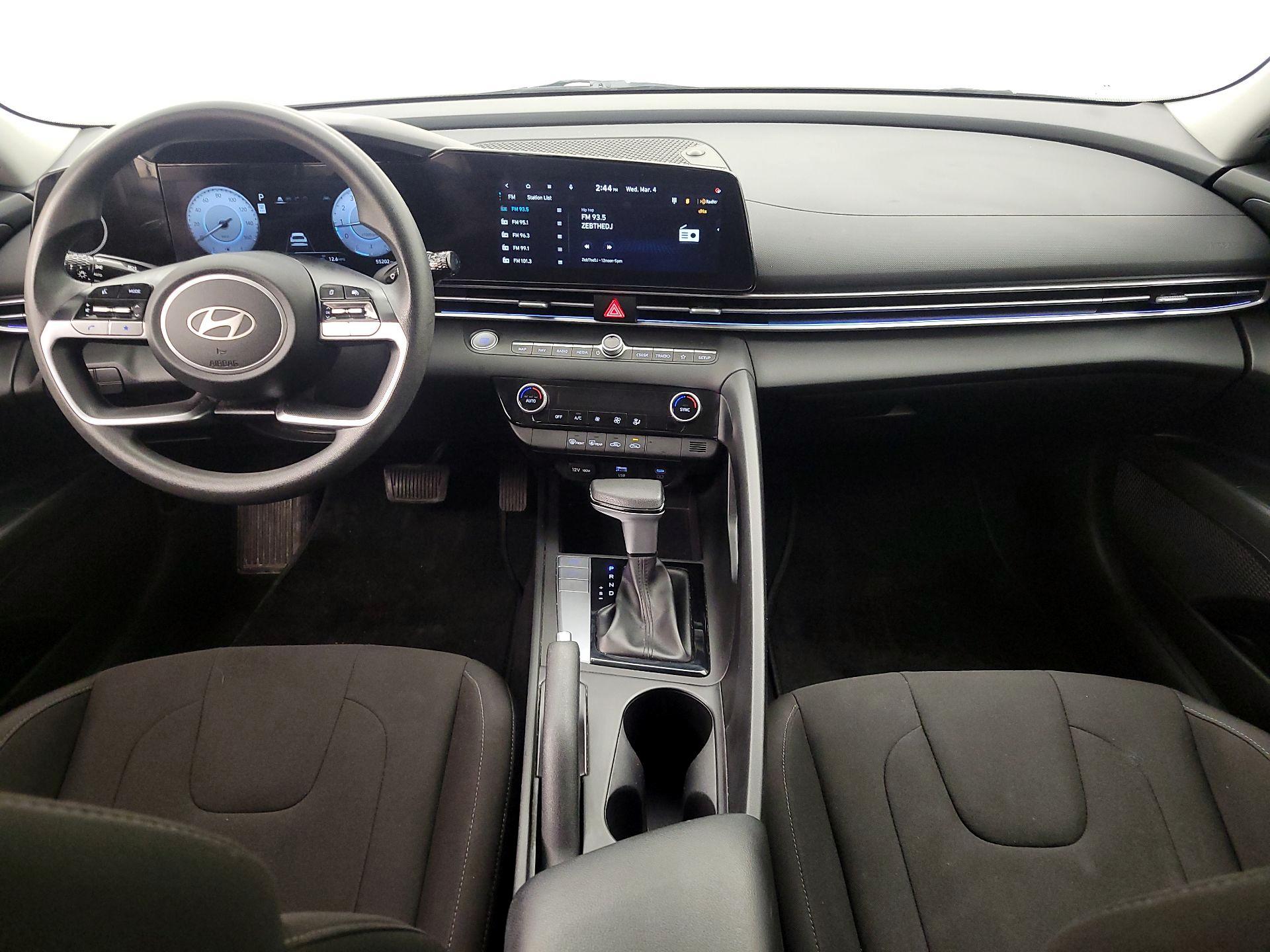 Thumbnail: 2024 Hyundai Elantra - 9