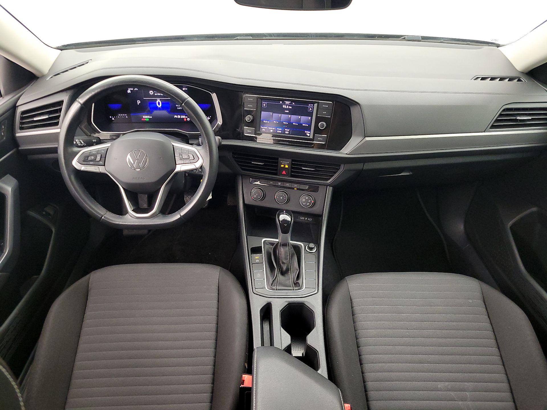 Thumbnail: 2024 Volkswagen Jetta - 9