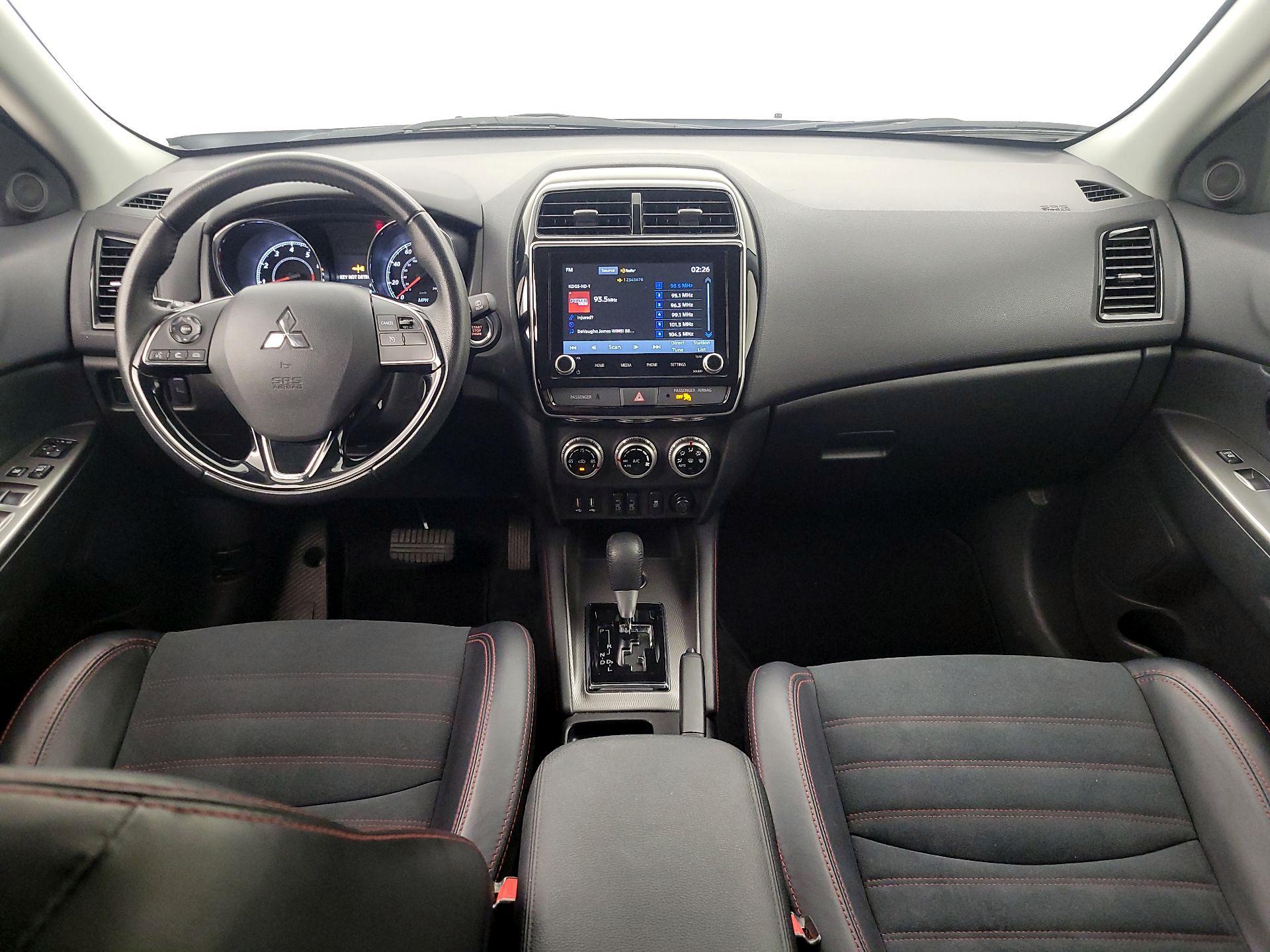 Thumbnail: 2024 Mitsubishi Outlander Sport - 9