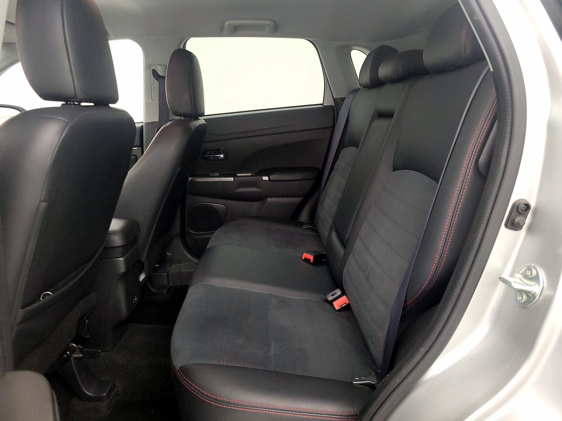 Thumbnail: 2024 Mitsubishi Outlander Sport - 19