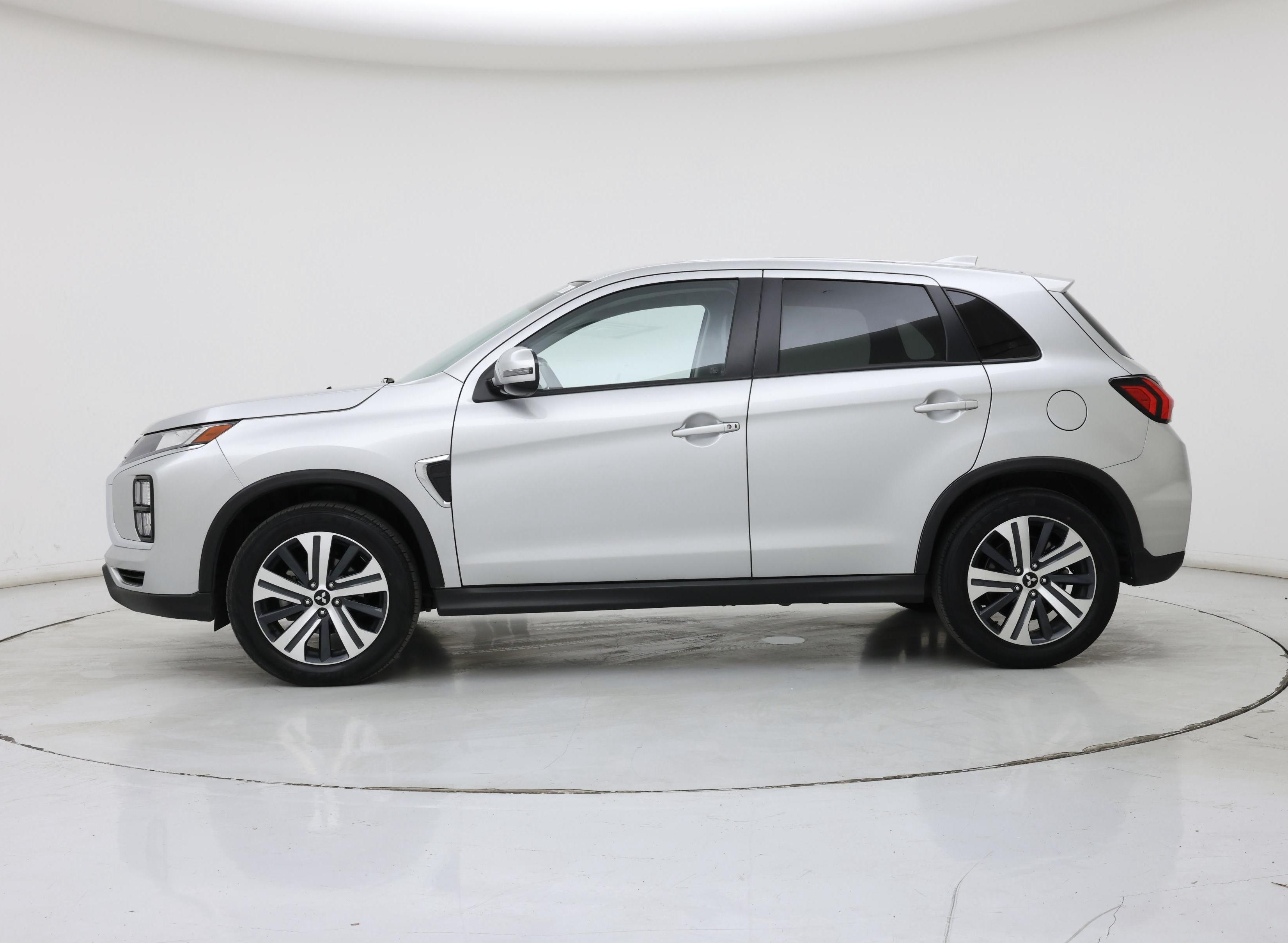 Thumbnail: 2024 Mitsubishi Outlander Sport - 3