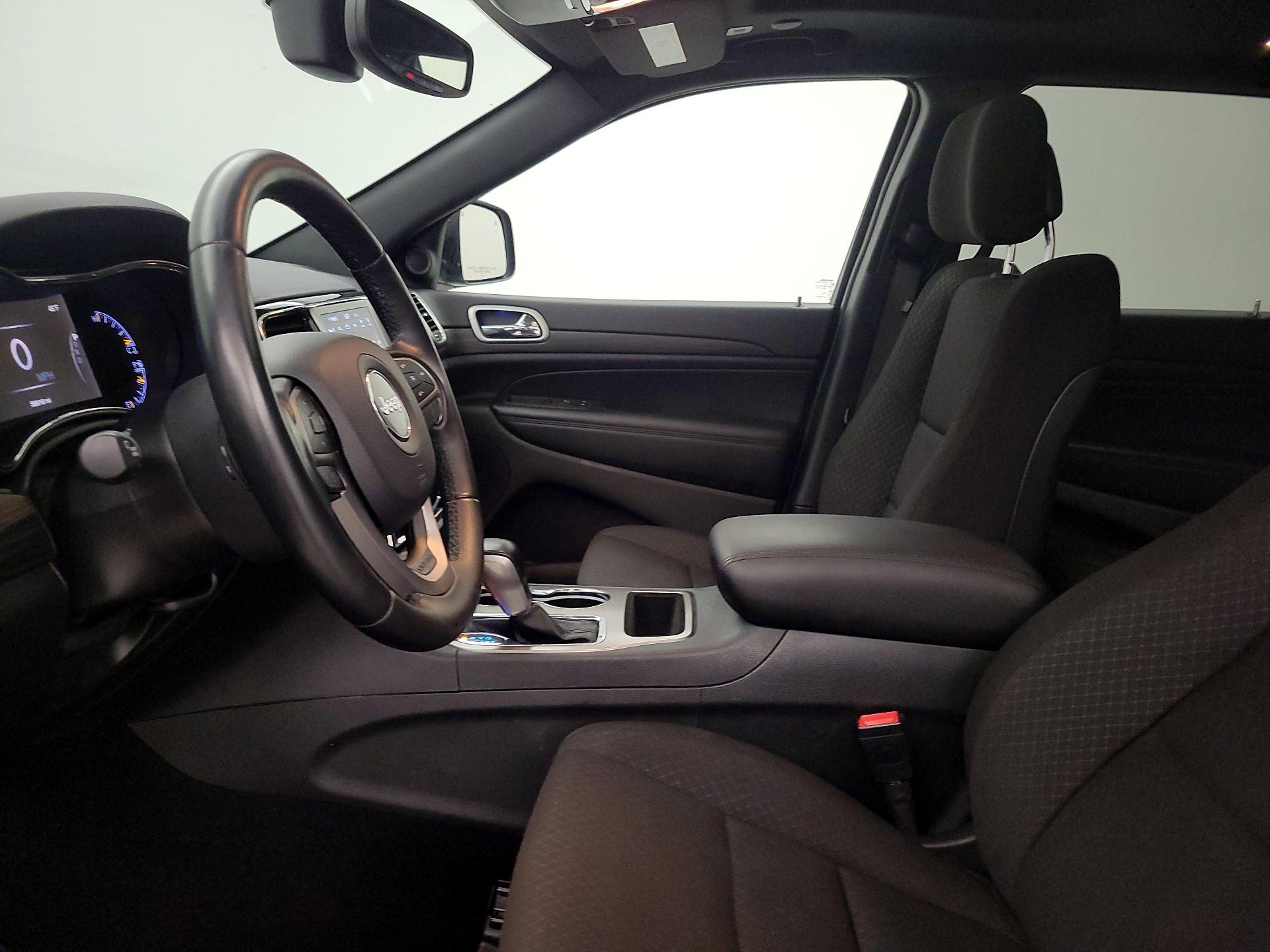 Thumbnail: 2021 Jeep Grand Cherokee - 11