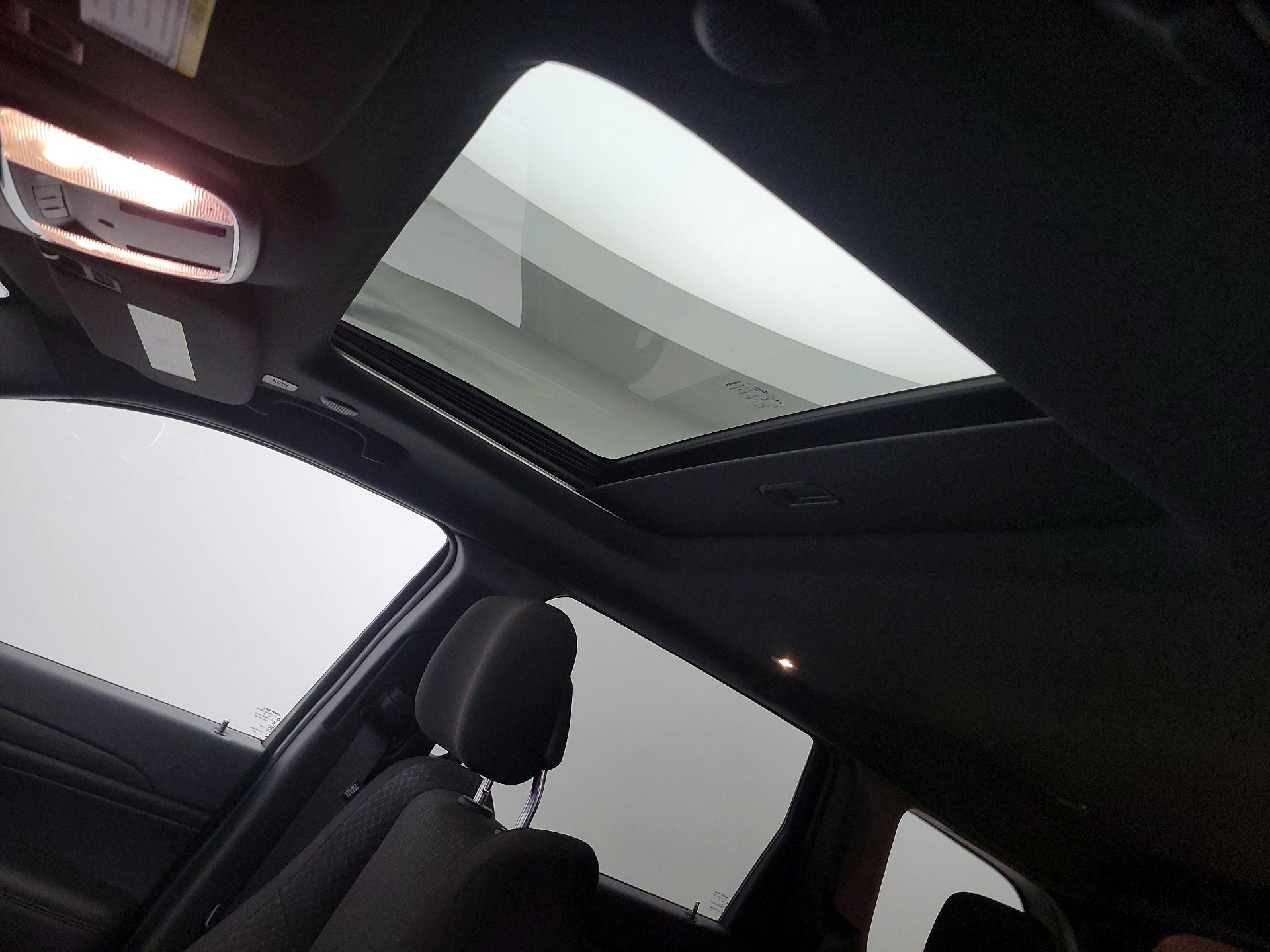 Thumbnail: 2021 Jeep Grand Cherokee - 19