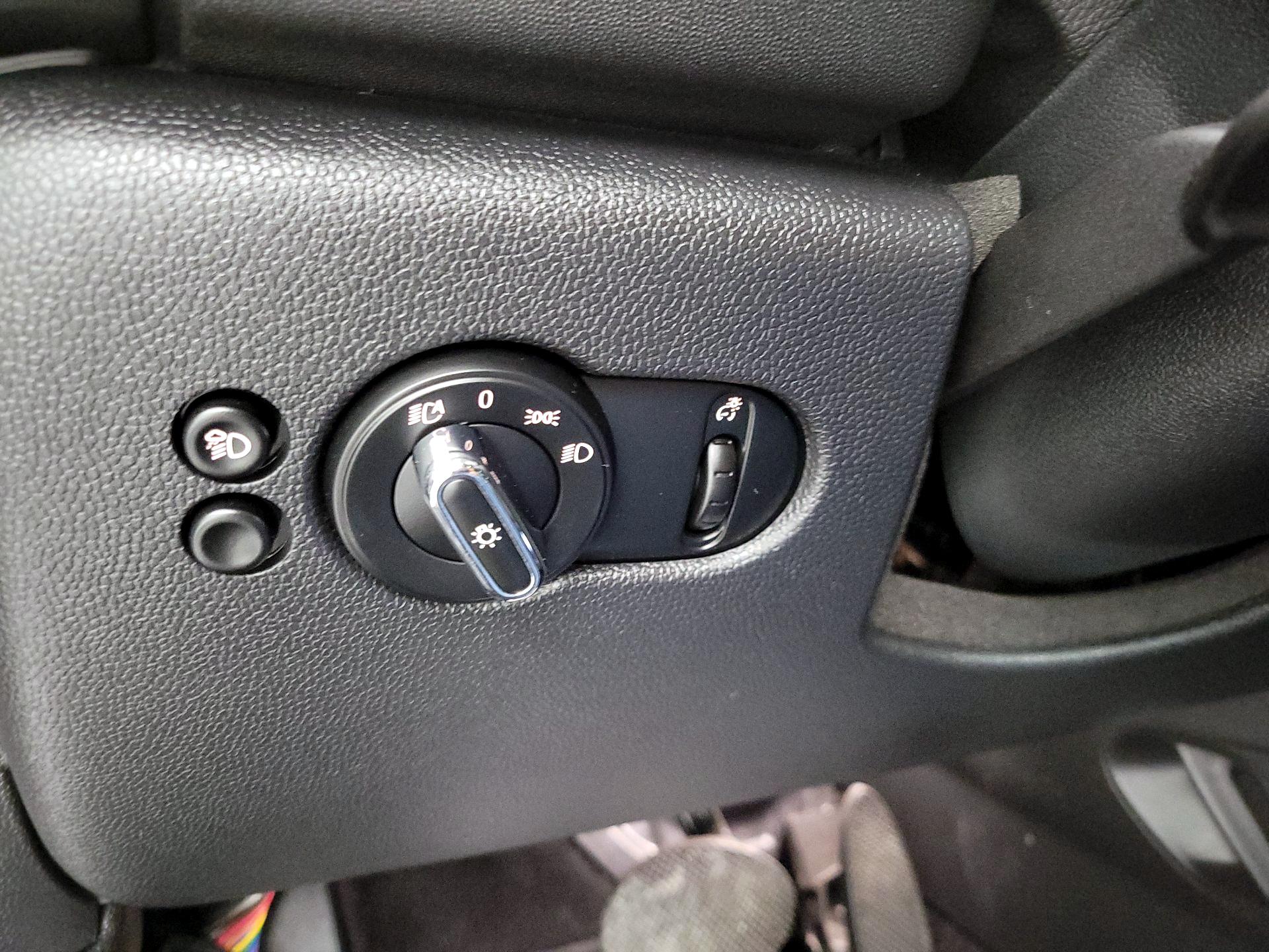 Thumbnail: 2024 MINI Cooper Hardtop - 13