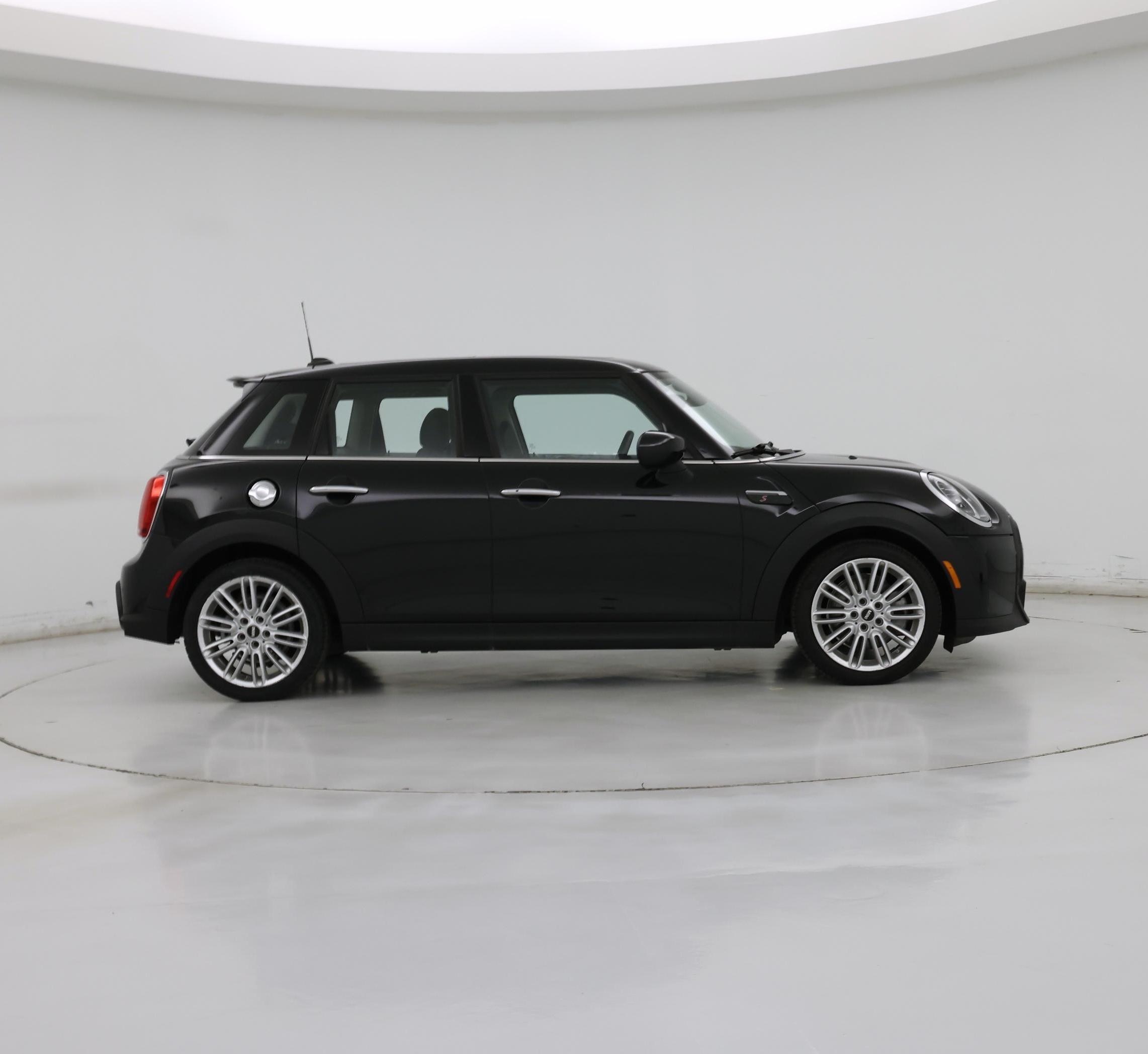 Thumbnail: 2024 MINI Cooper Hardtop - 7