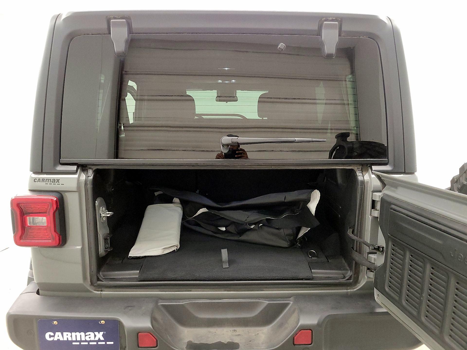 Thumbnail: 2022 Jeep Wrangler - 19