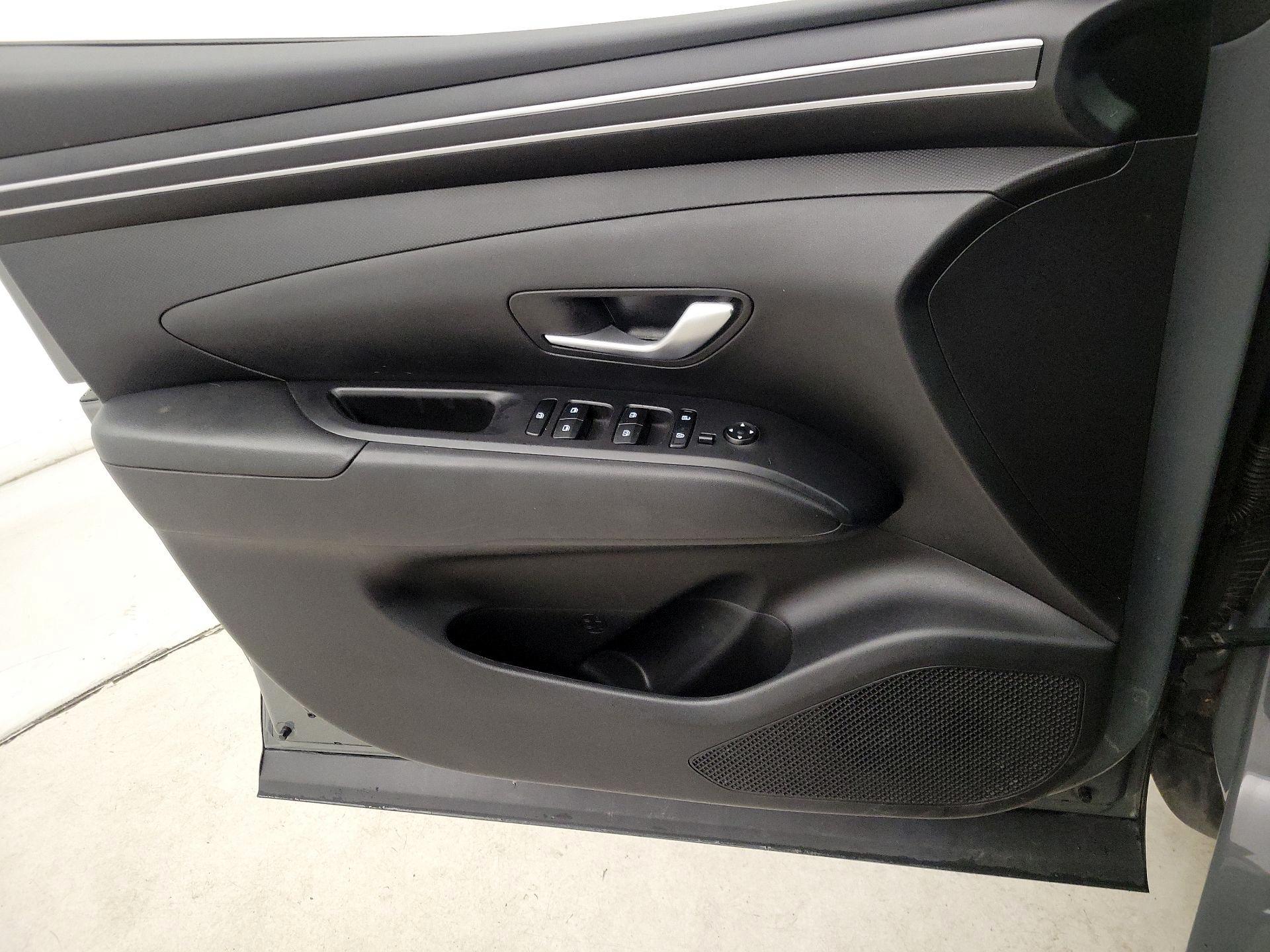 Thumbnail: 2022 Hyundai Santa Cruz - 12