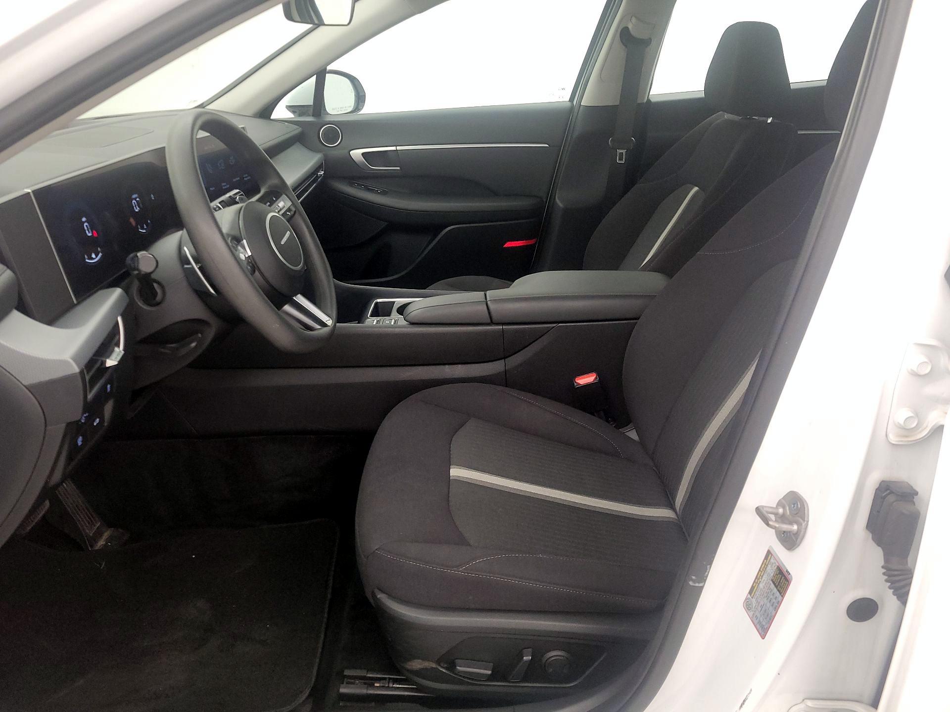 Thumbnail: 2024 Hyundai Sonata - 11