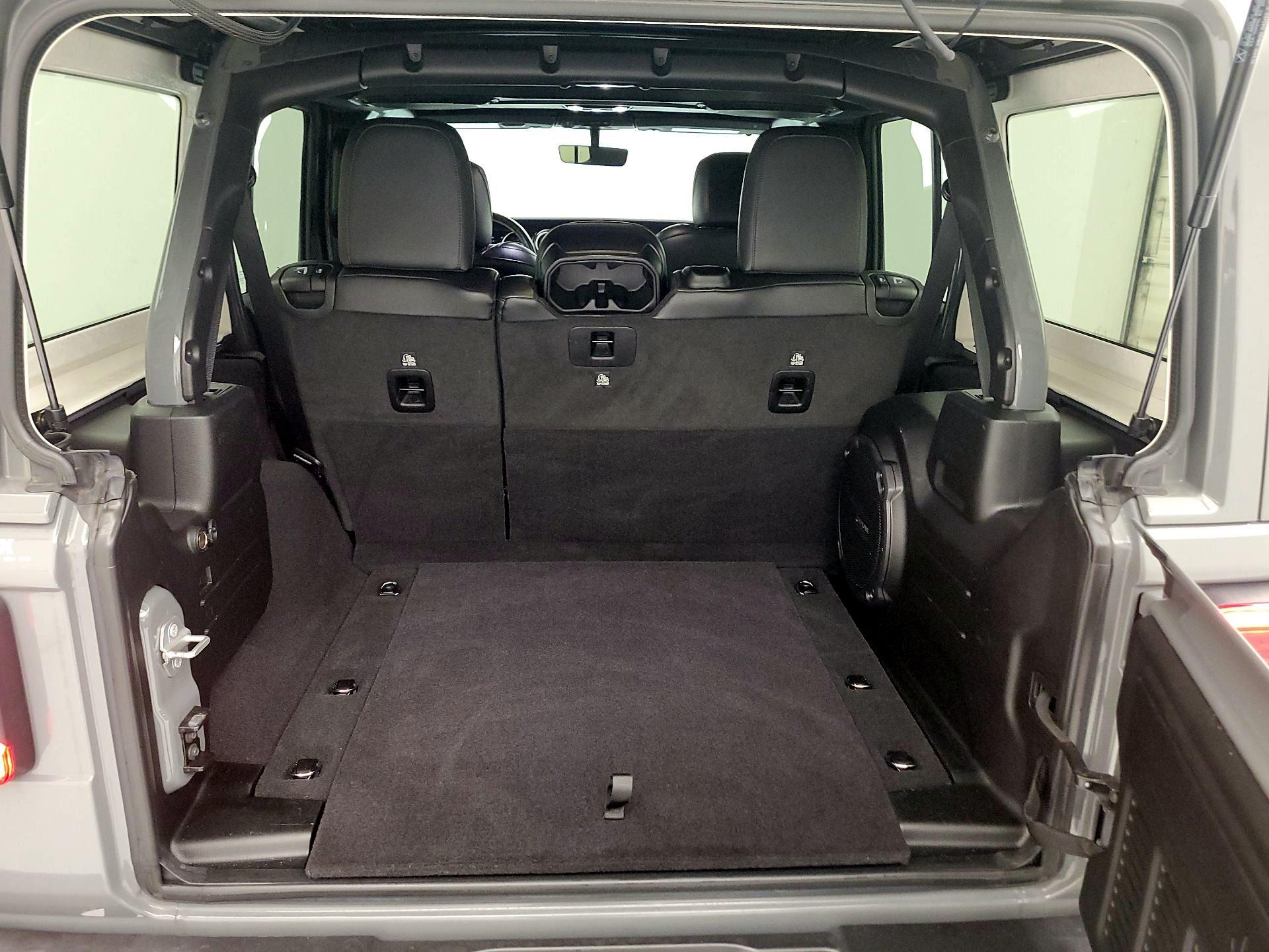 Thumbnail: 2023 Jeep Wrangler - 20