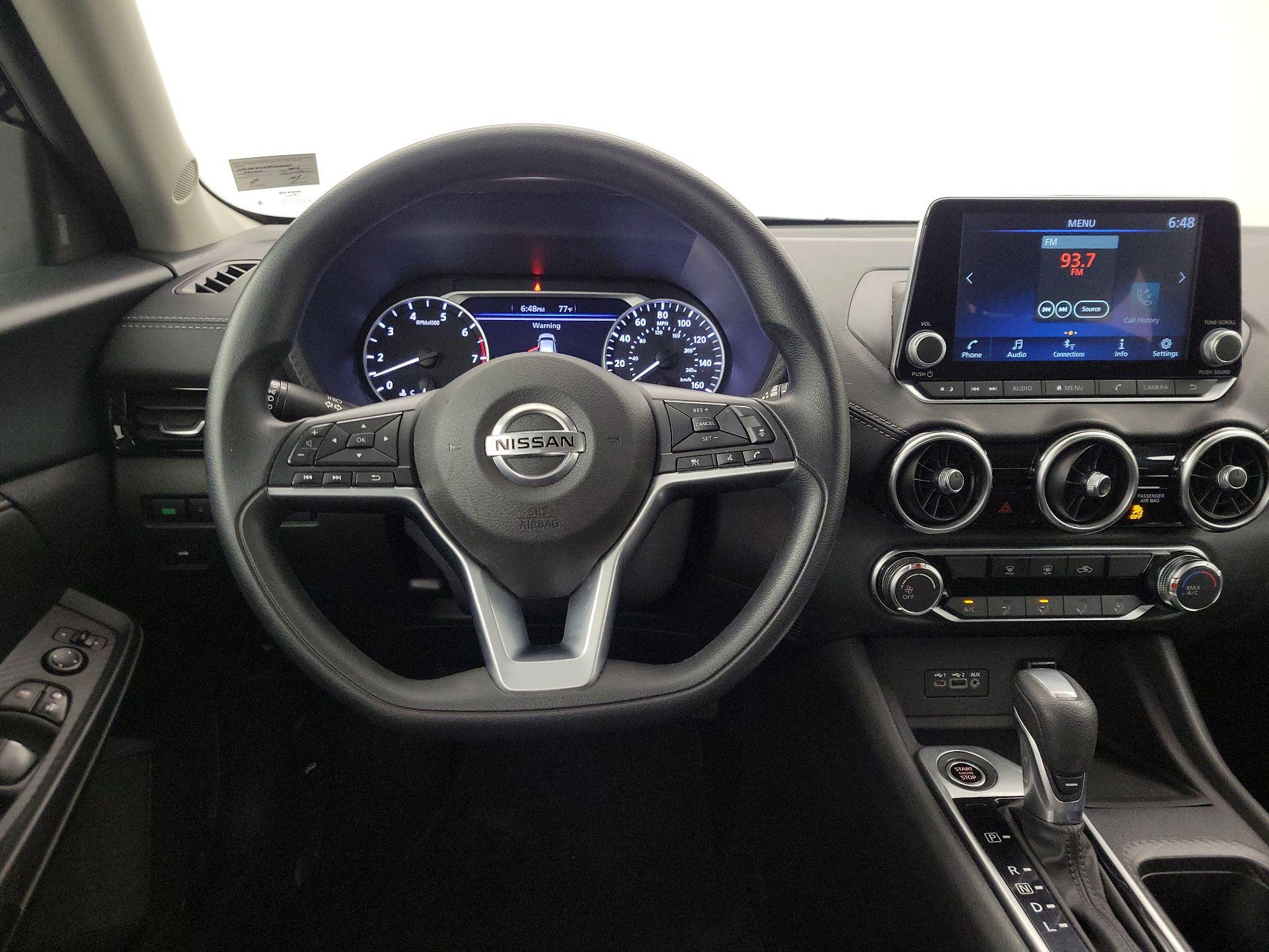 Thumbnail: 2023 Nissan Sentra - 10