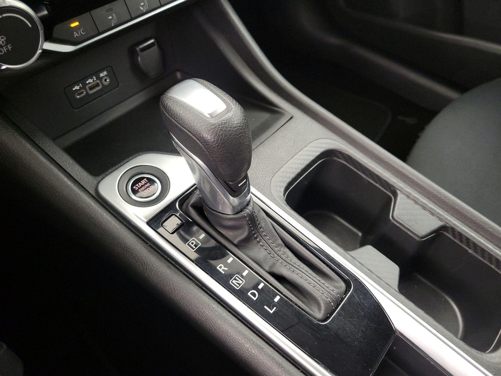 Thumbnail: 2023 Nissan Sentra - 17