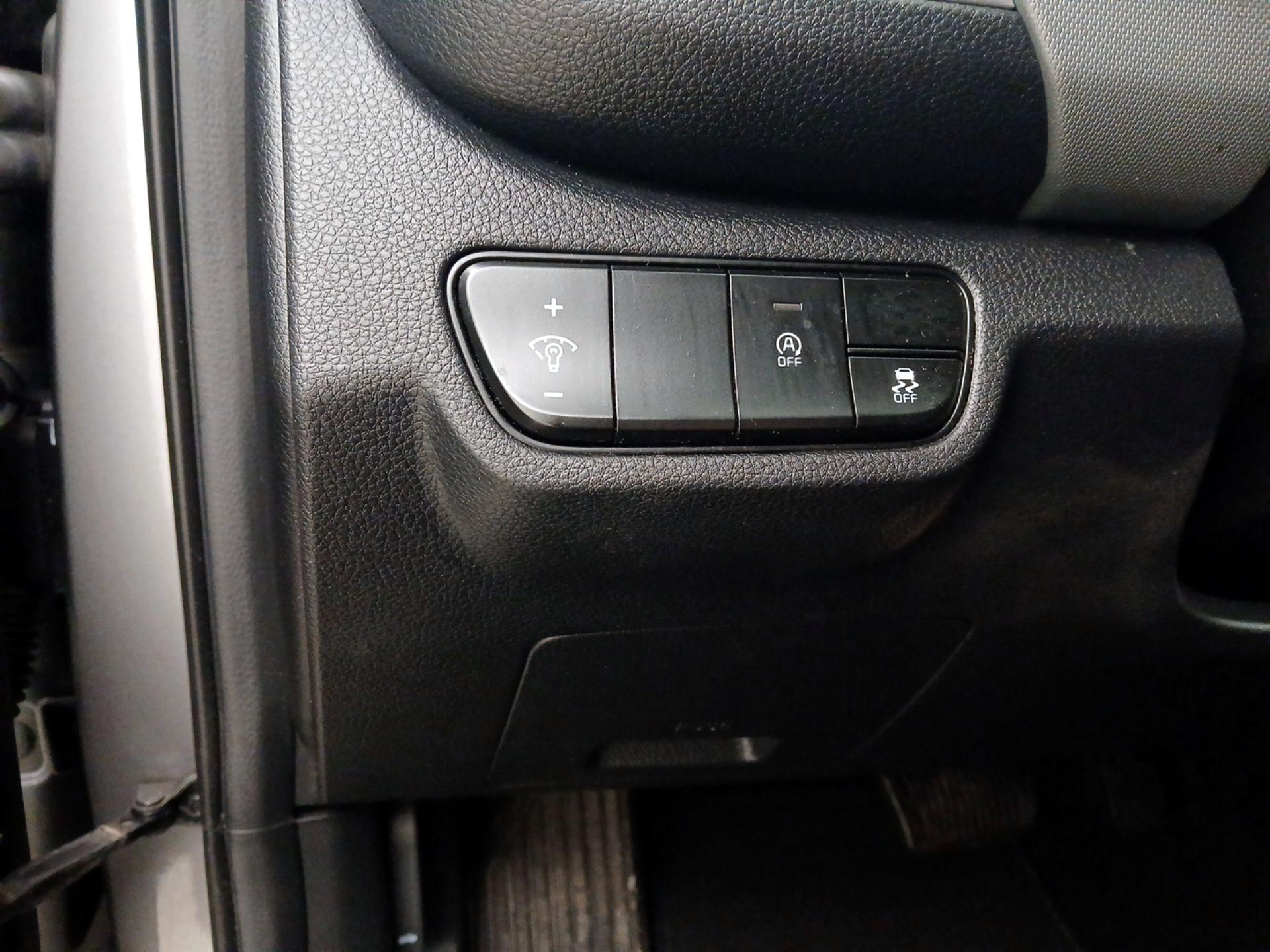 Thumbnail: 2021 Kia Seltos - 13