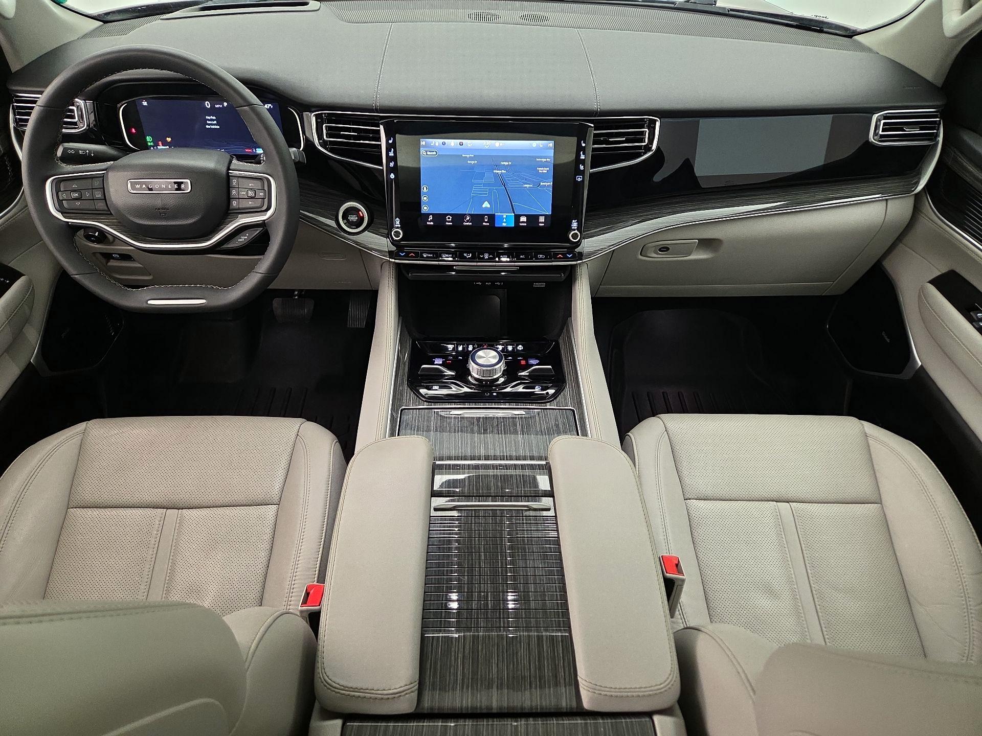 Thumbnail: 2022 Jeep Wagoneer - 9