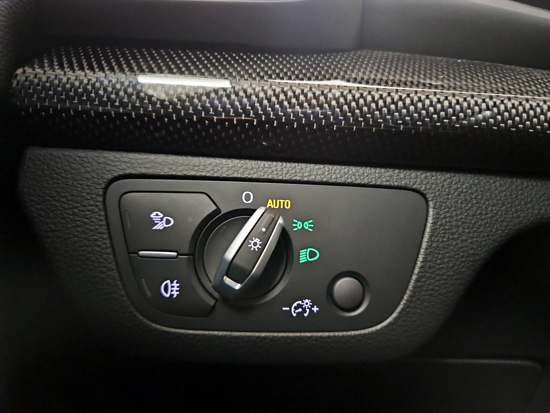 Thumbnail: 2022 Audi SQ5 - 13