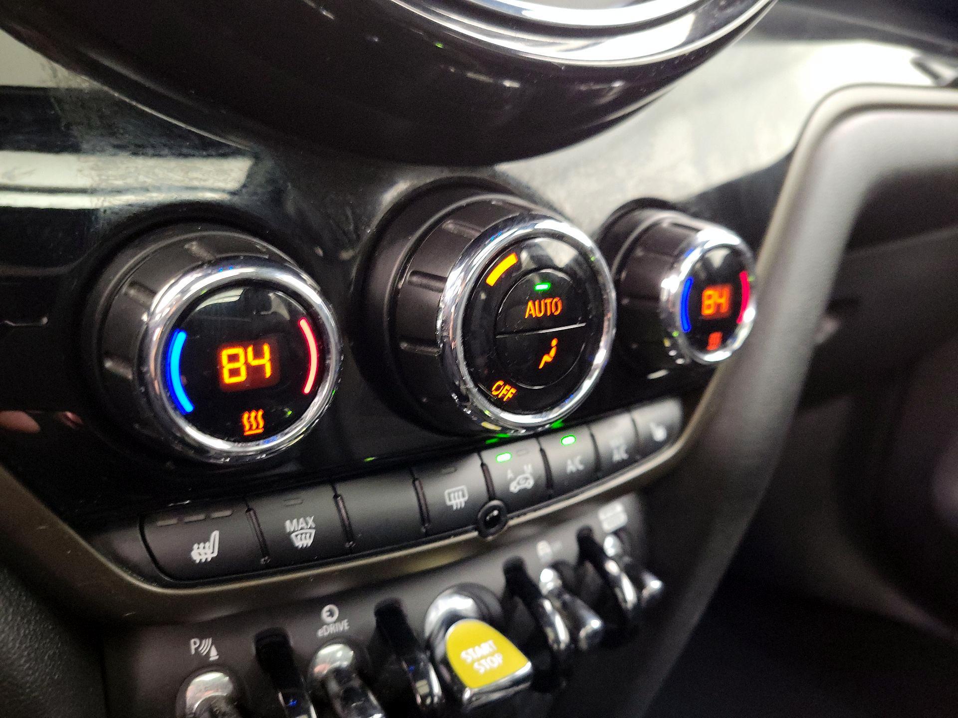 Thumbnail: 2018 MINI Cooper Countryman - 17