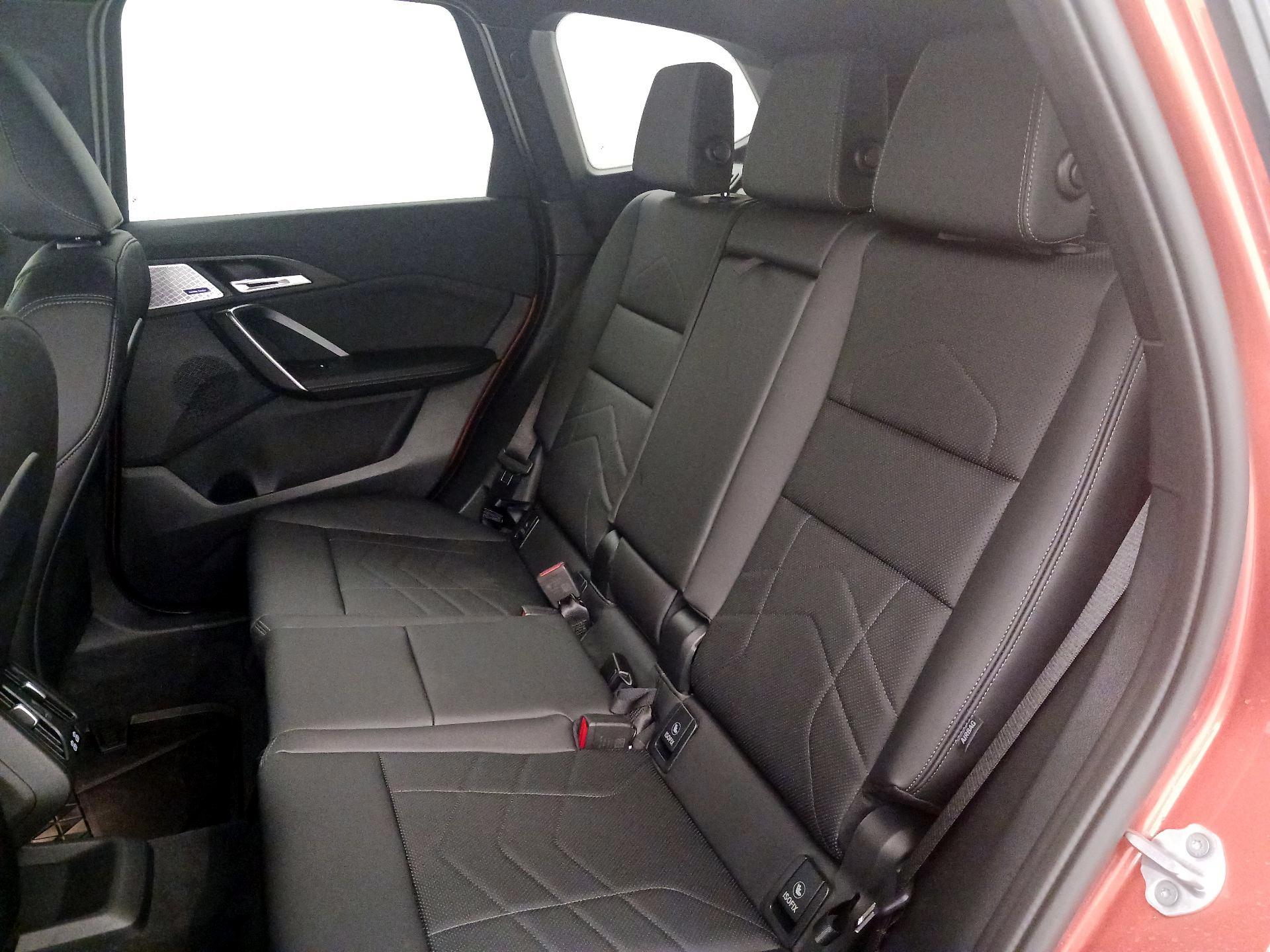 Thumbnail: 2025 BMW X1 - 17