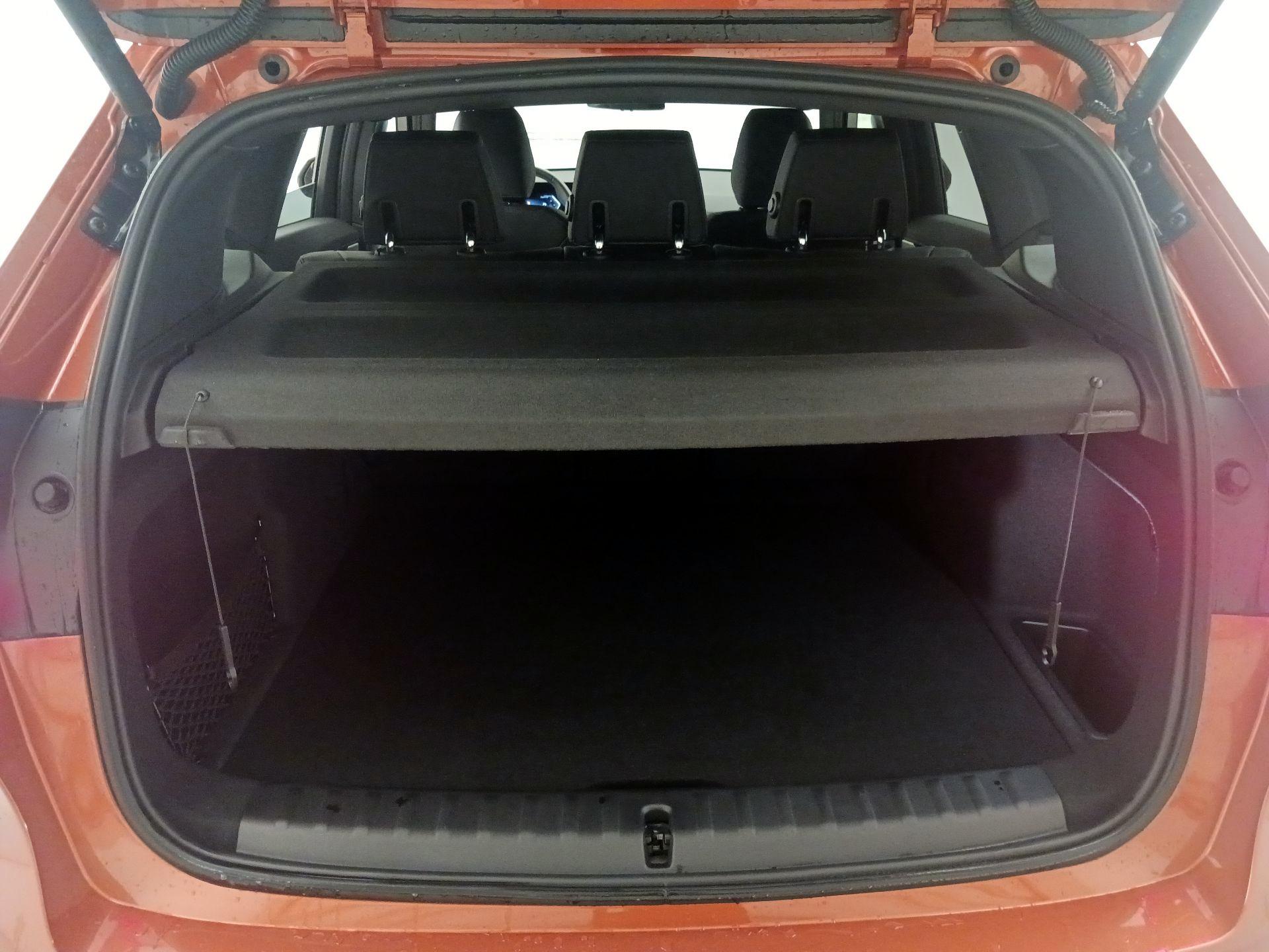 Thumbnail: 2025 BMW X1 - 18