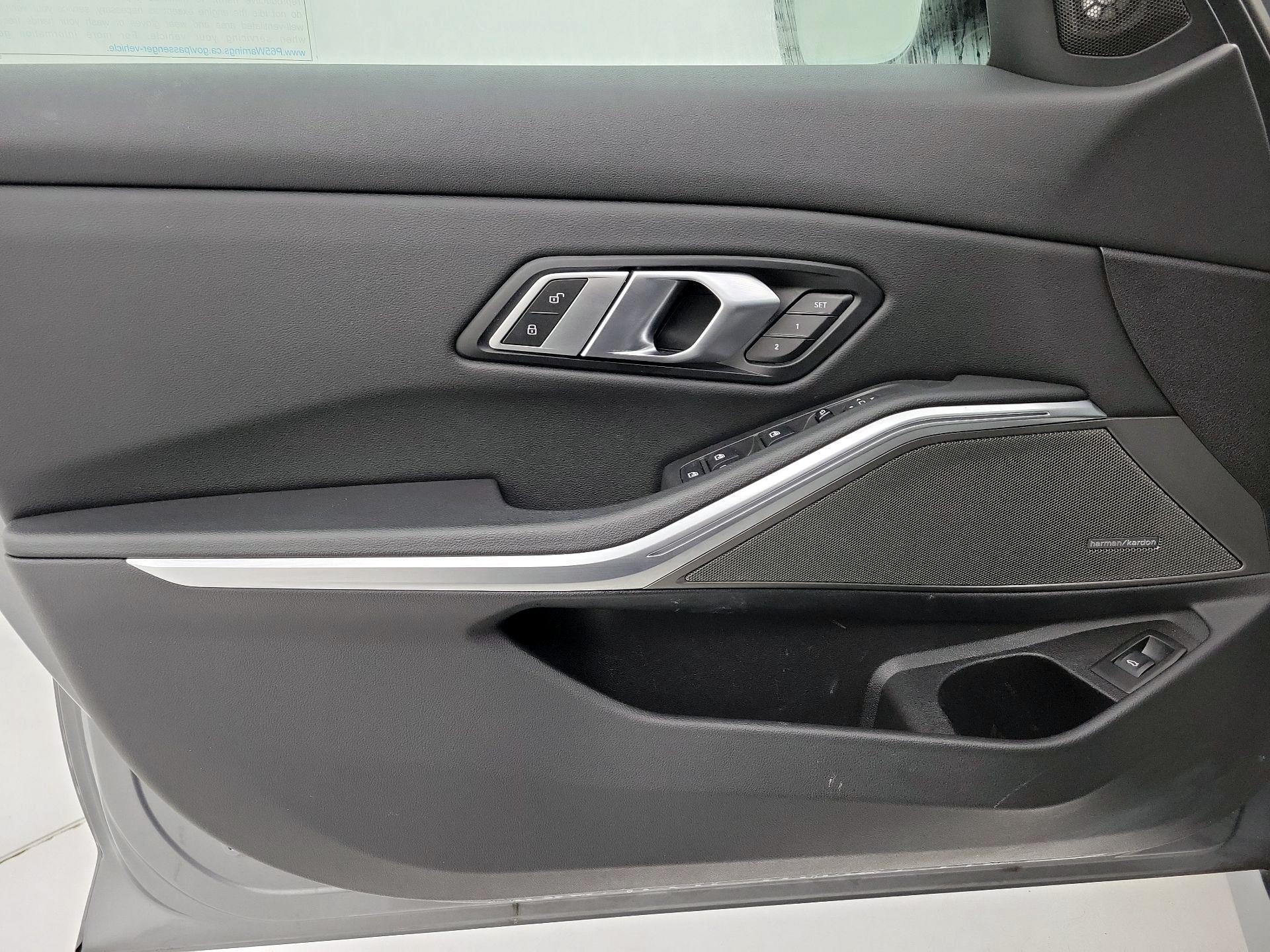 Thumbnail: 2023 BMW 3 Series - 12