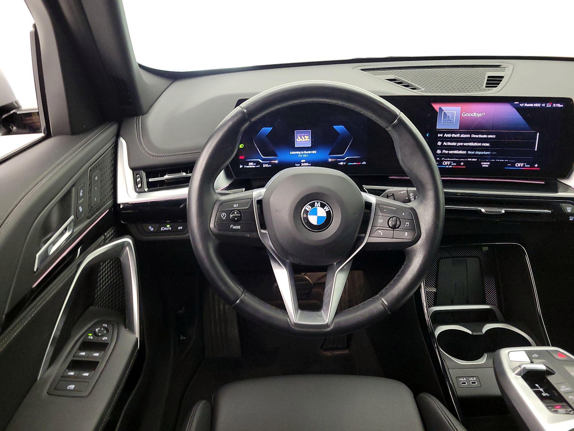 Thumbnail: 2023 BMW X1 - 10