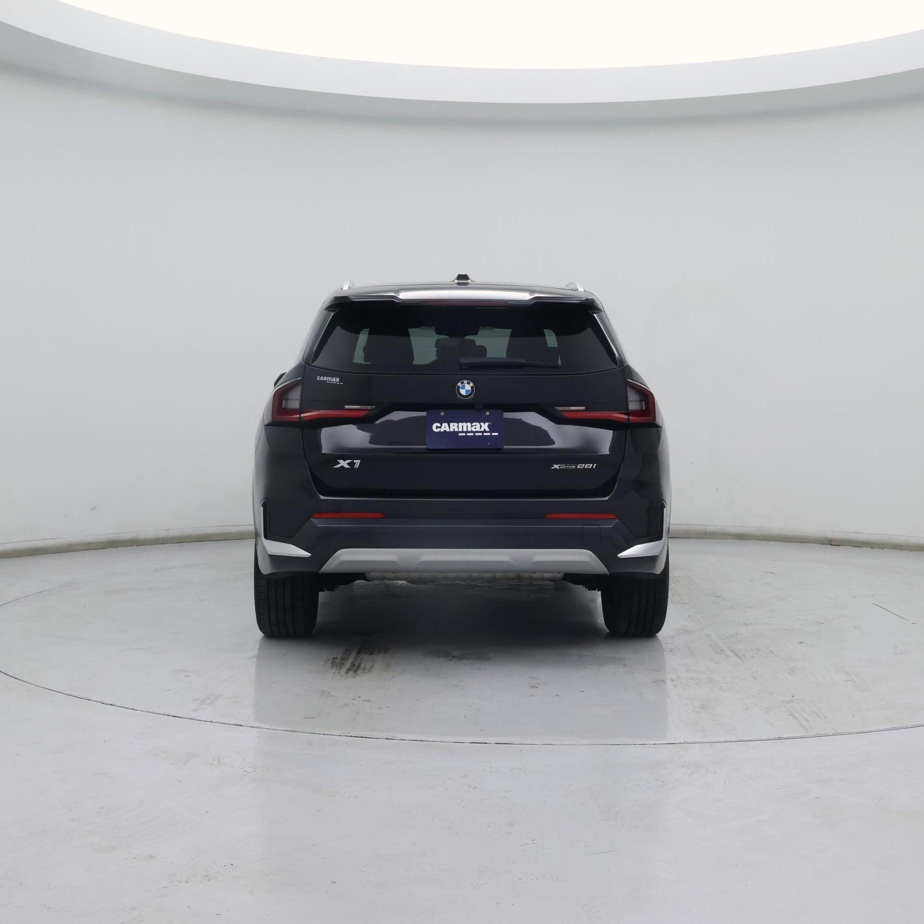 Thumbnail: 2023 BMW X1 - 6