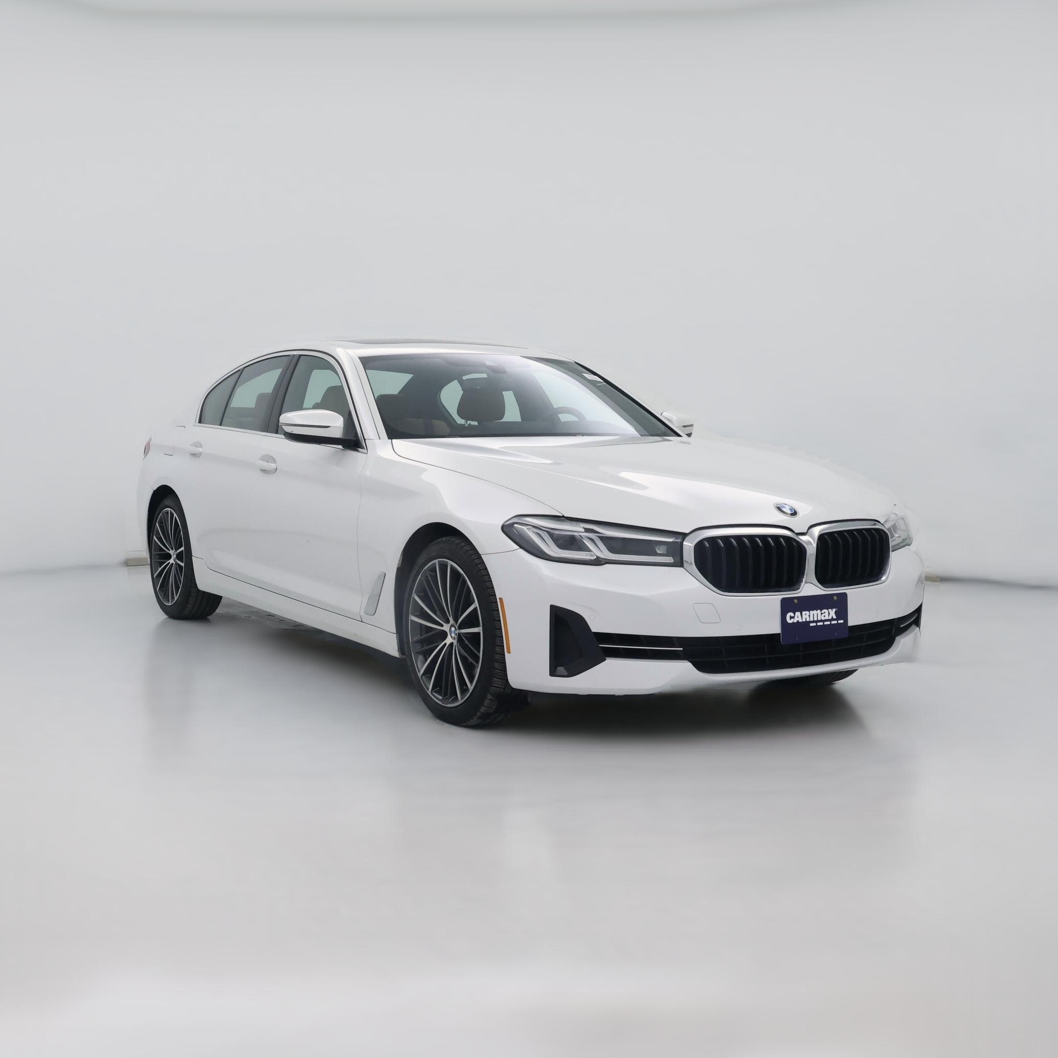 Thumbnail: 2023 BMW 5 Series - 1