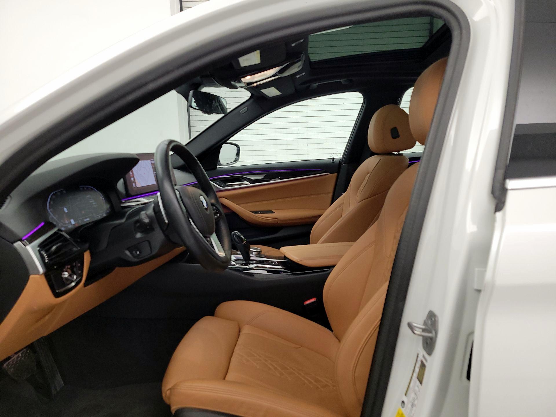 Thumbnail: 2023 BMW 5 Series - 11