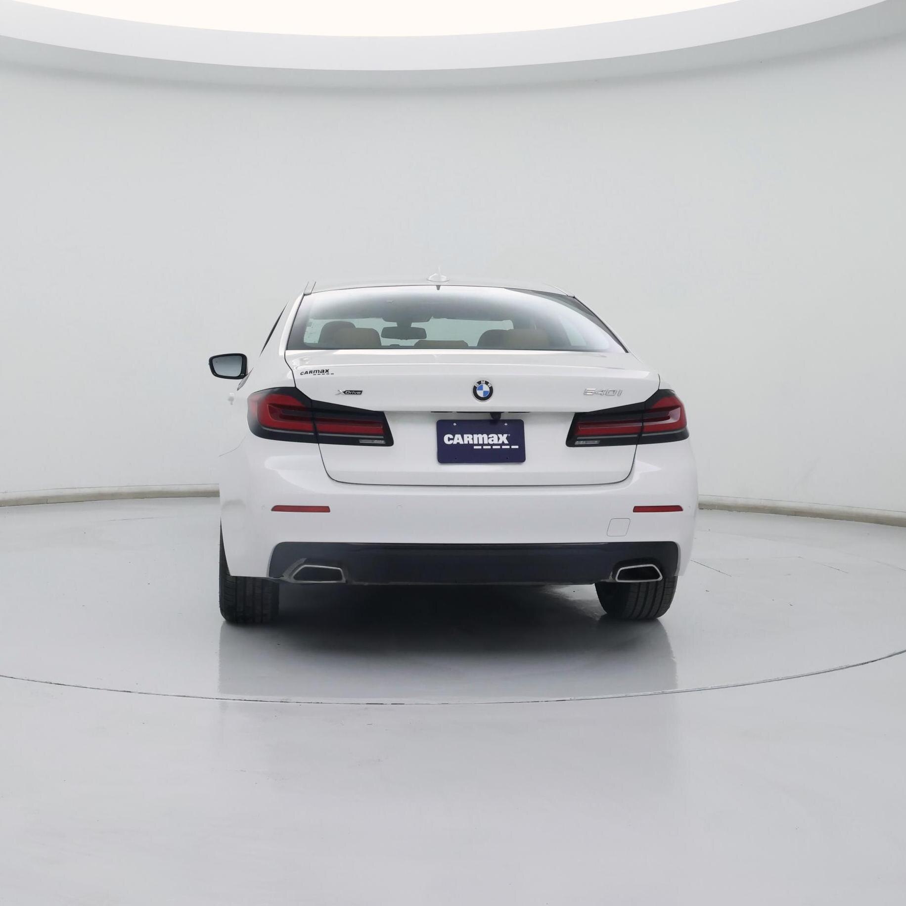 Thumbnail: 2023 BMW 5 Series - 6