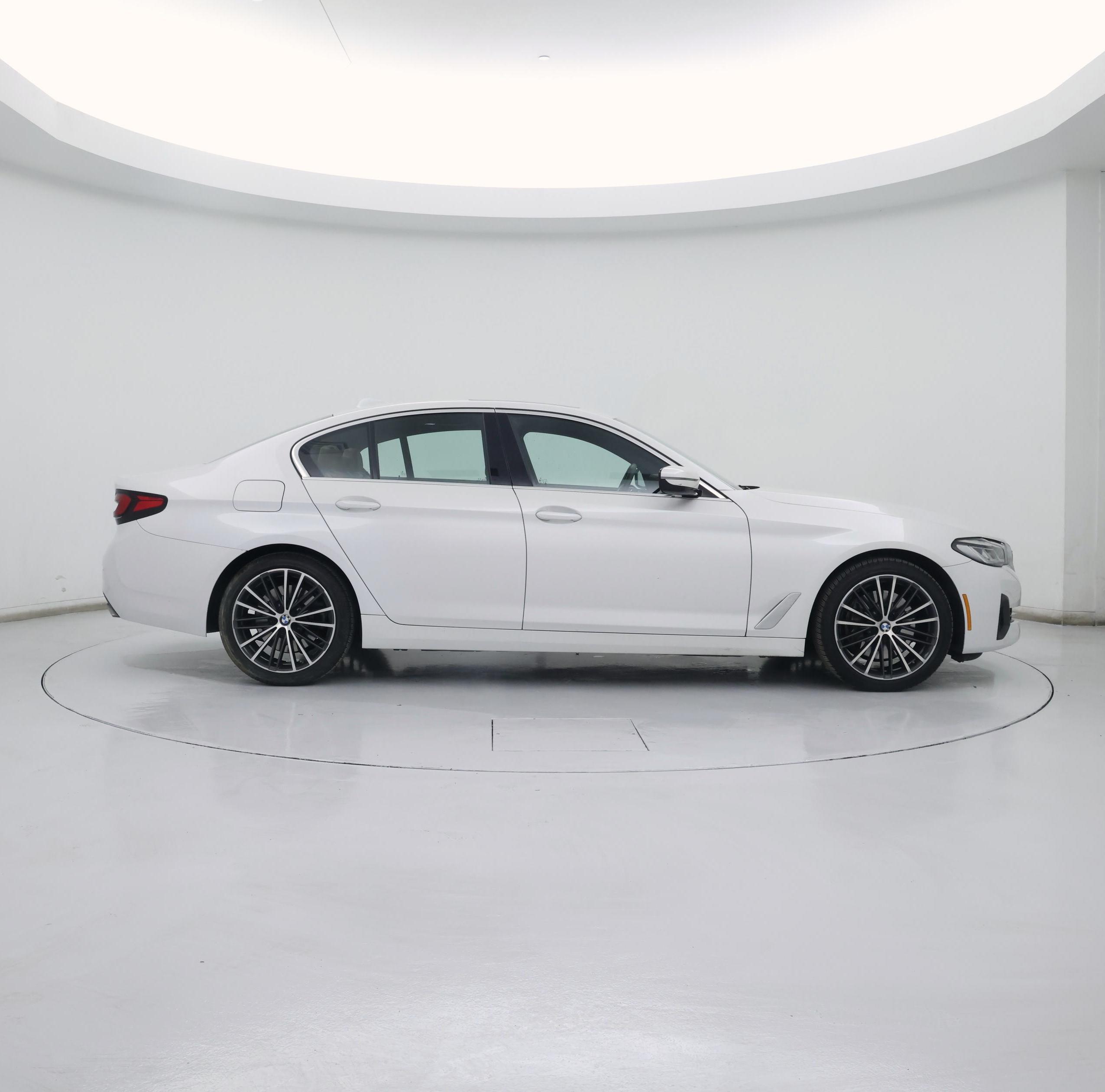 Thumbnail: 2023 BMW 5 Series - 7