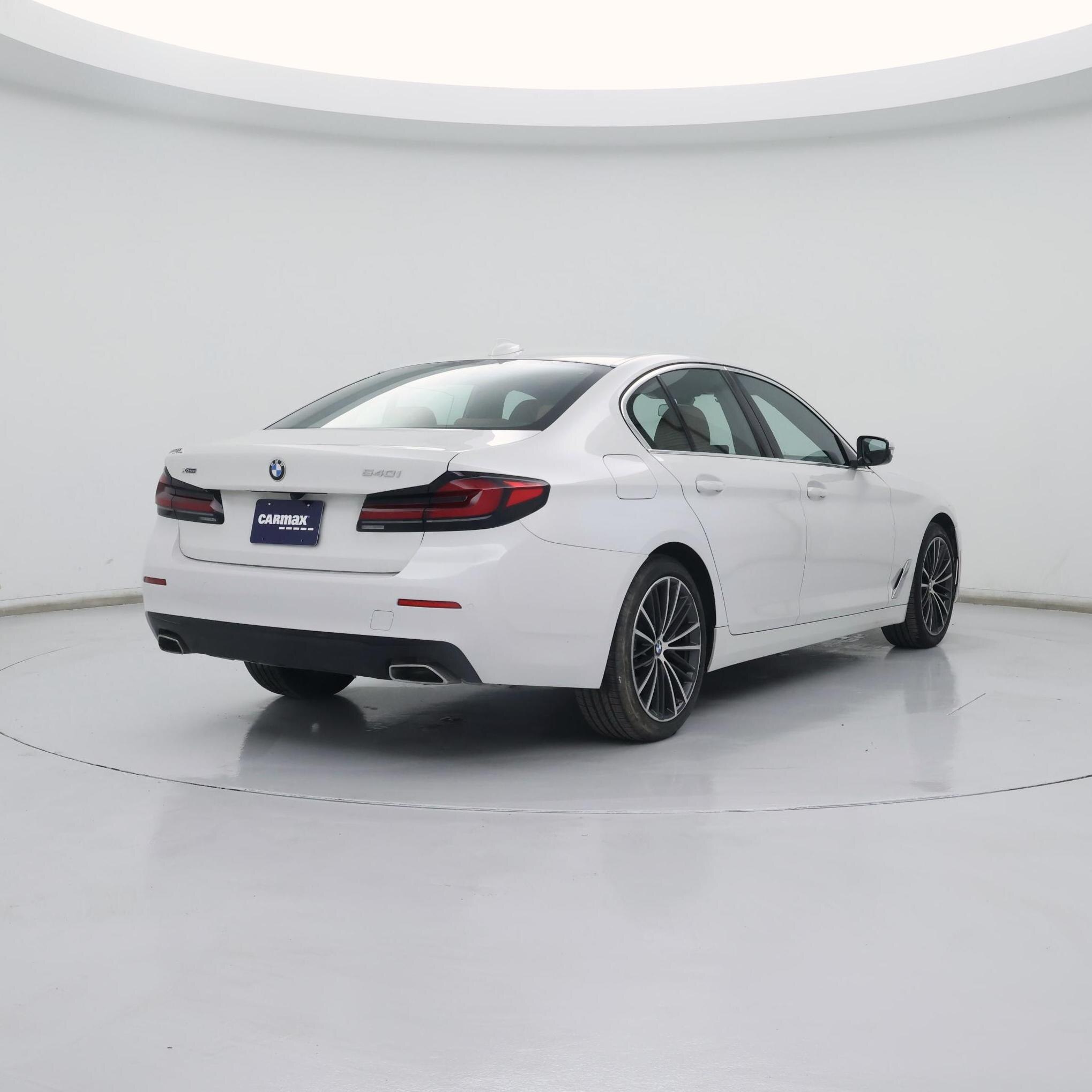 Thumbnail: 2023 BMW 5 Series - 8