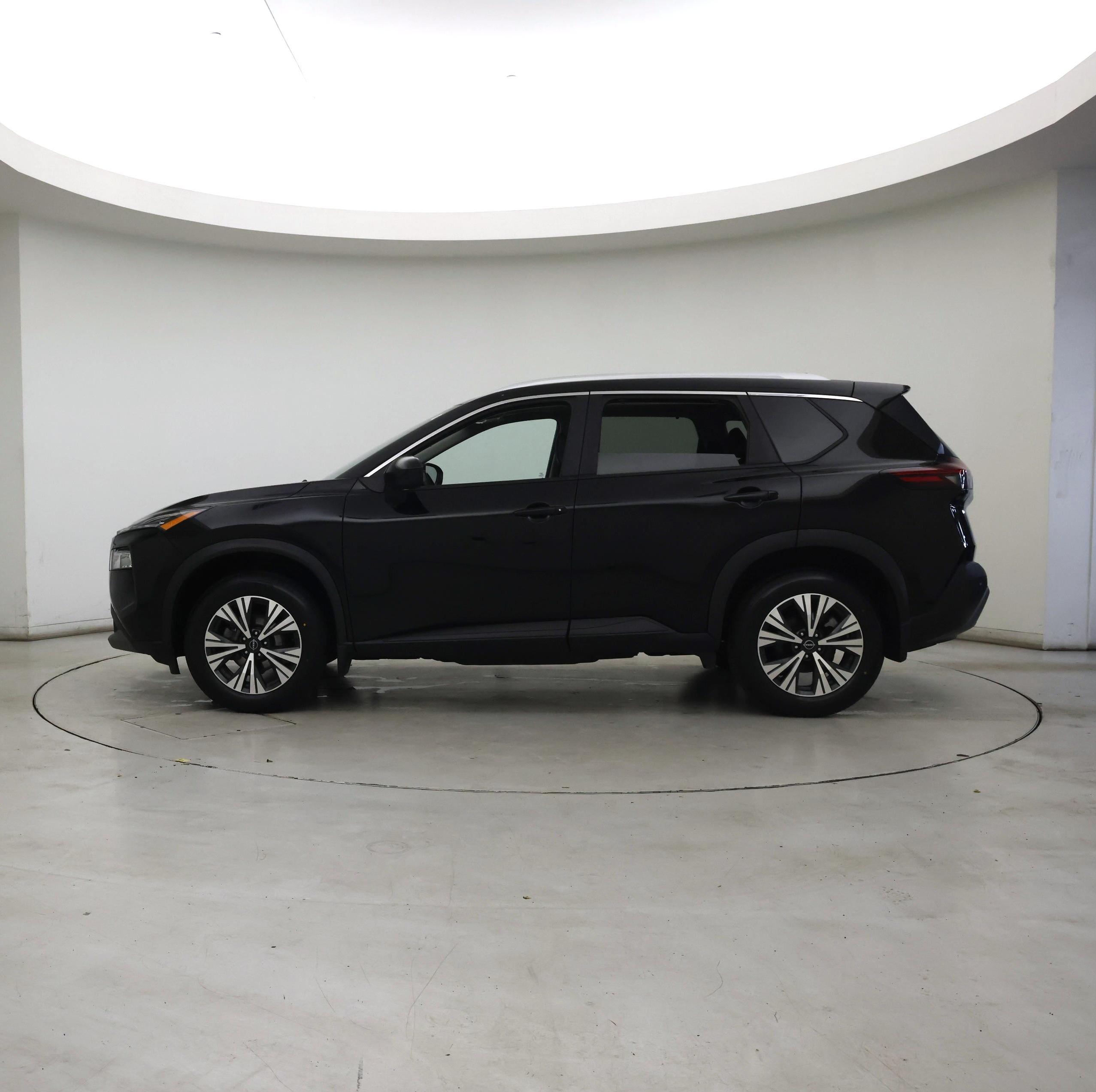 Thumbnail: 2023 Nissan Rogue - 3