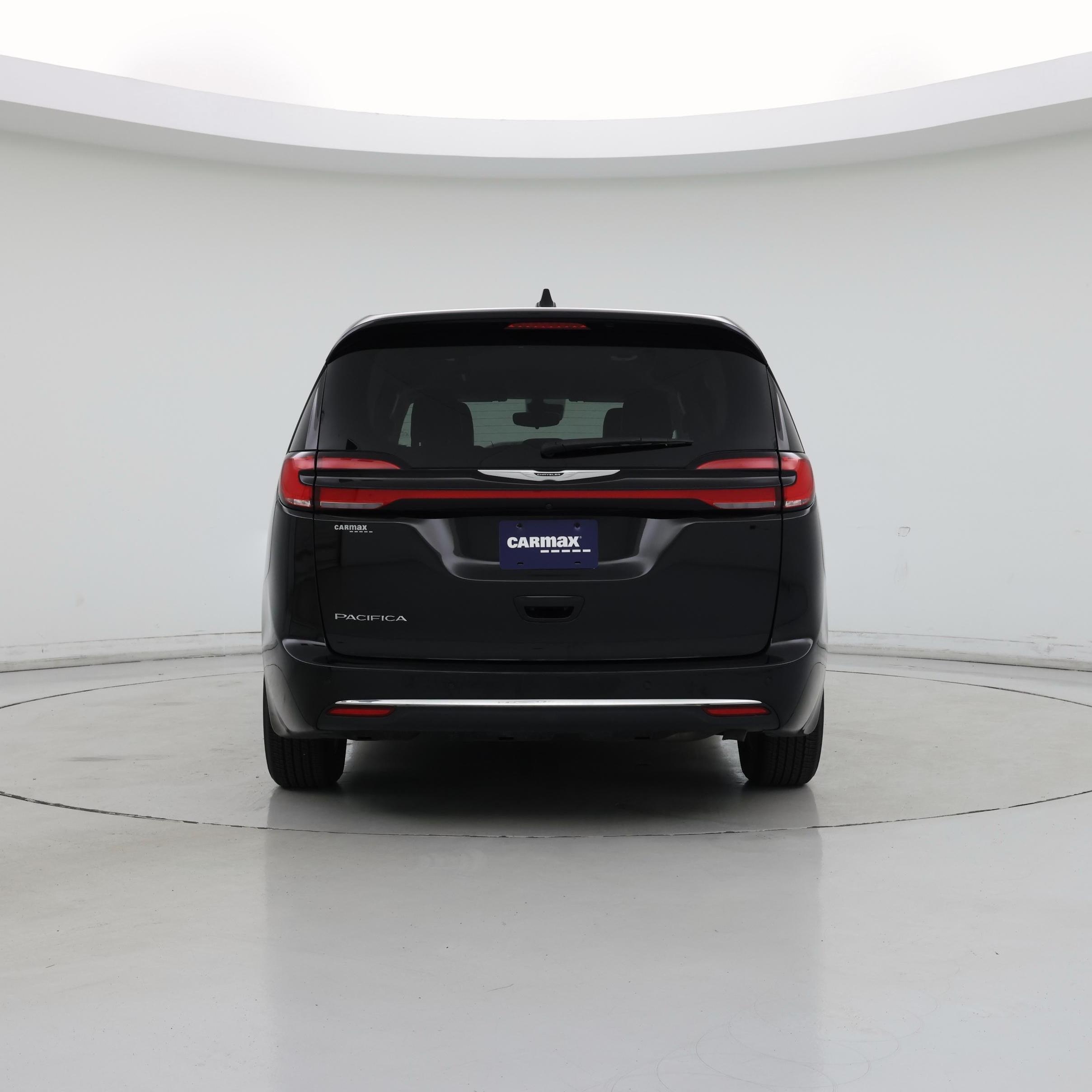 Thumbnail: 2024 Chrysler Pacifica - 6